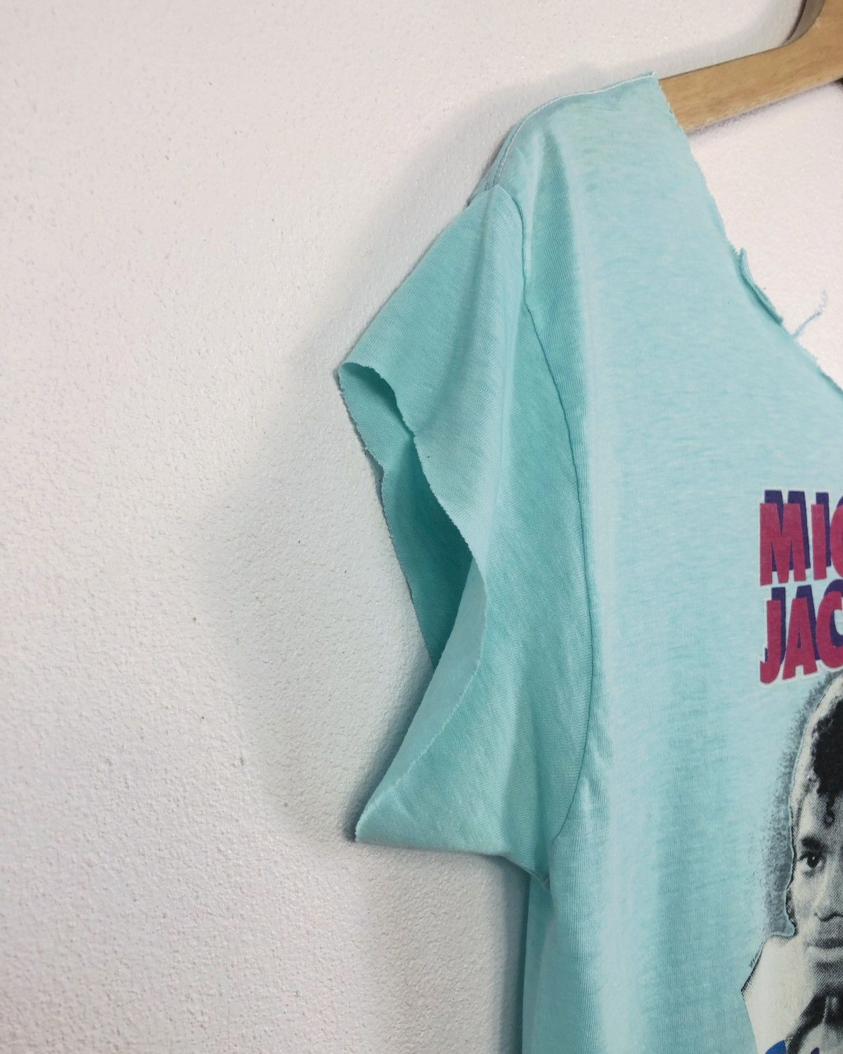 Band Tees × Michael Jackson × Vintage Rare Vintage 1984 Michael Jackson Thriller Cropped Tee Size M / US 6-8 / IT 42-44 - 6 Thumbnail