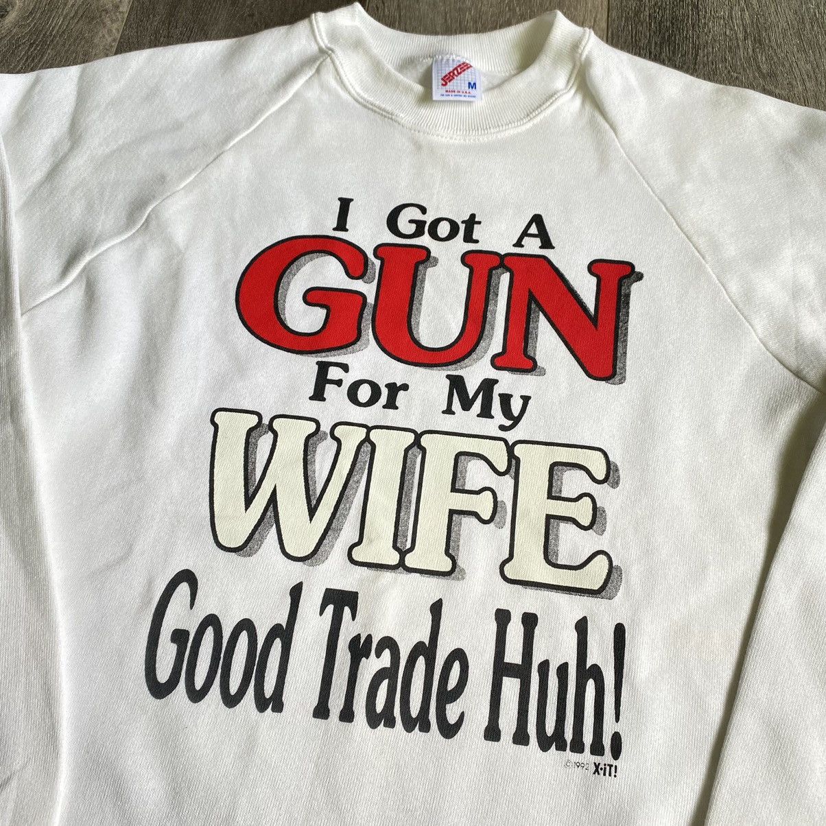 Vintage New Vintage 90s I Got A Gun For My Wife Good Trade Crewneck Size US M / EU 48-50 / 2 - 2 Thumbnail