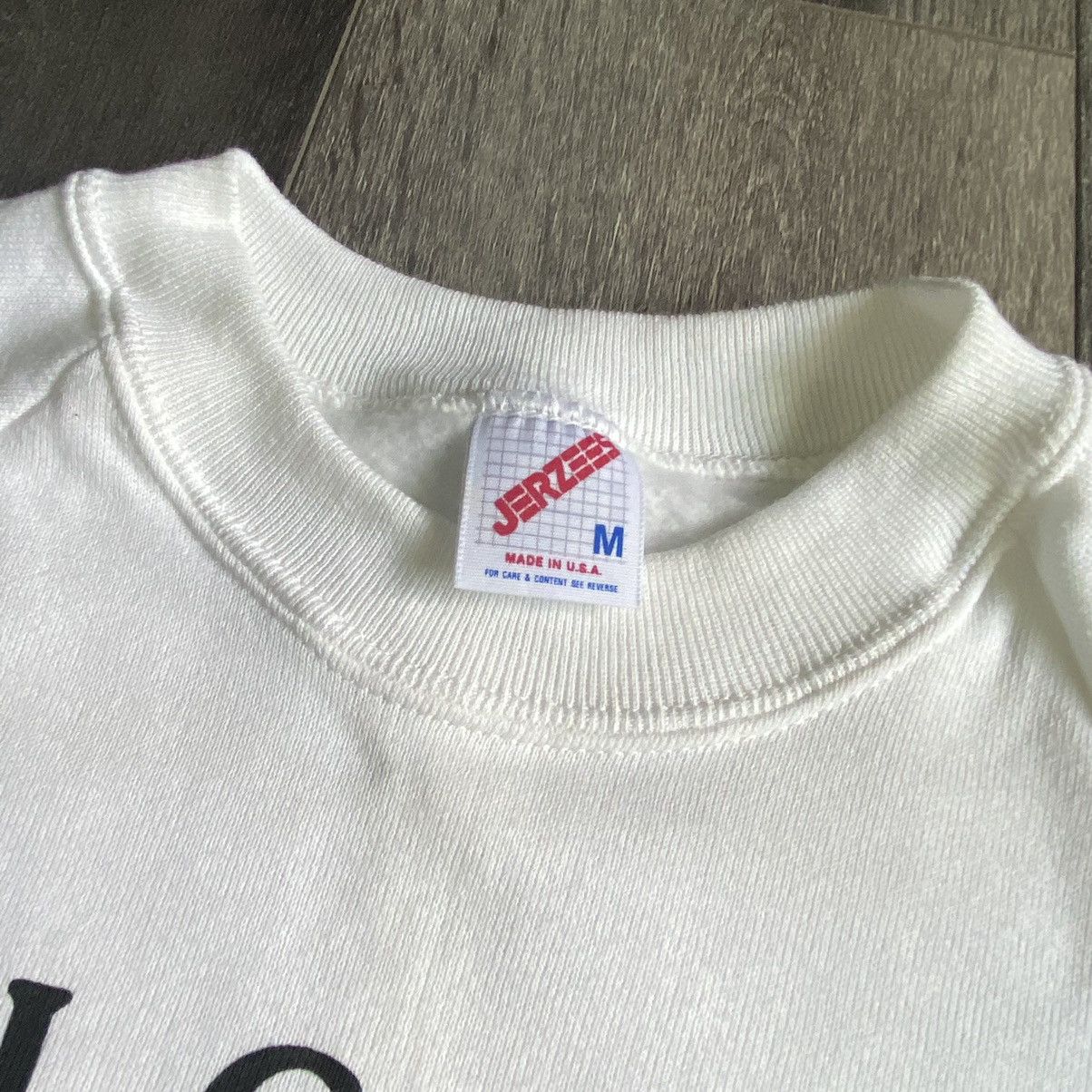 Vintage New Vintage 90s I Got A Gun For My Wife Good Trade Crewneck Size US M / EU 48-50 / 2 - 4 Thumbnail