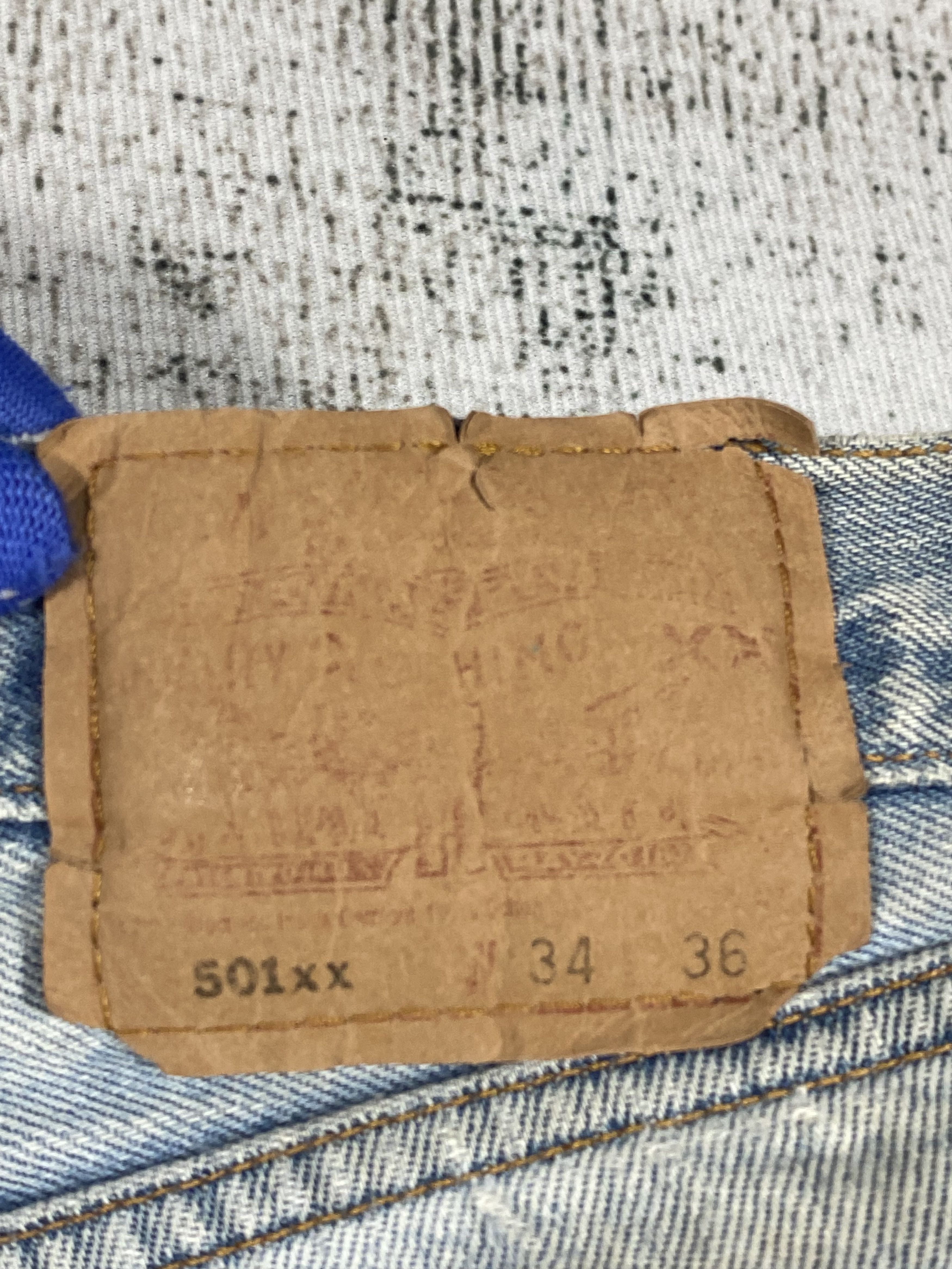 Levi's Vintage Clothing RARE🔥Vintage Levis 501xx USA Distressed Kurt Kobain Size US 31 - 14 Thumbnail