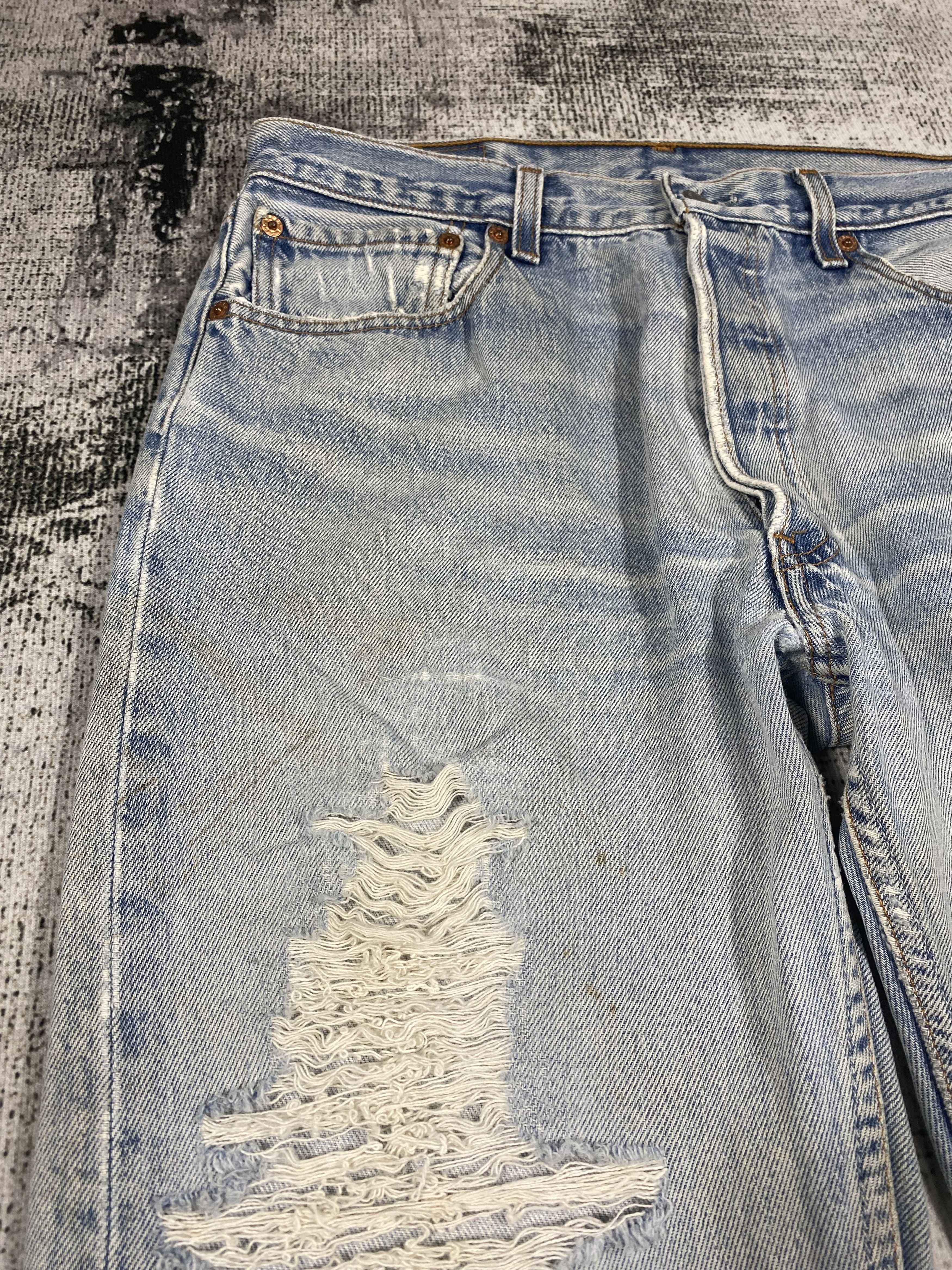 Levi's Vintage Clothing RARE🔥Vintage Levis 501xx USA Distressed Kurt Kobain Size US 31 - 4 Thumbnail