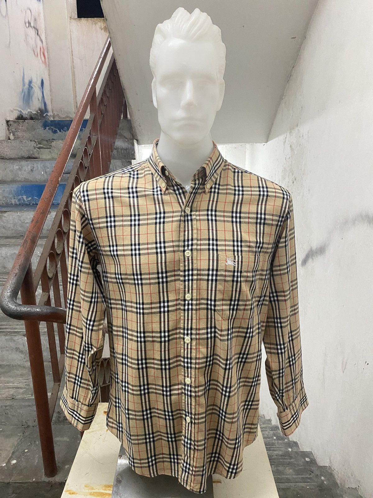 Vintage Burberry Nova Check All Over Print Button Down Shirt (Size L) —  Roots