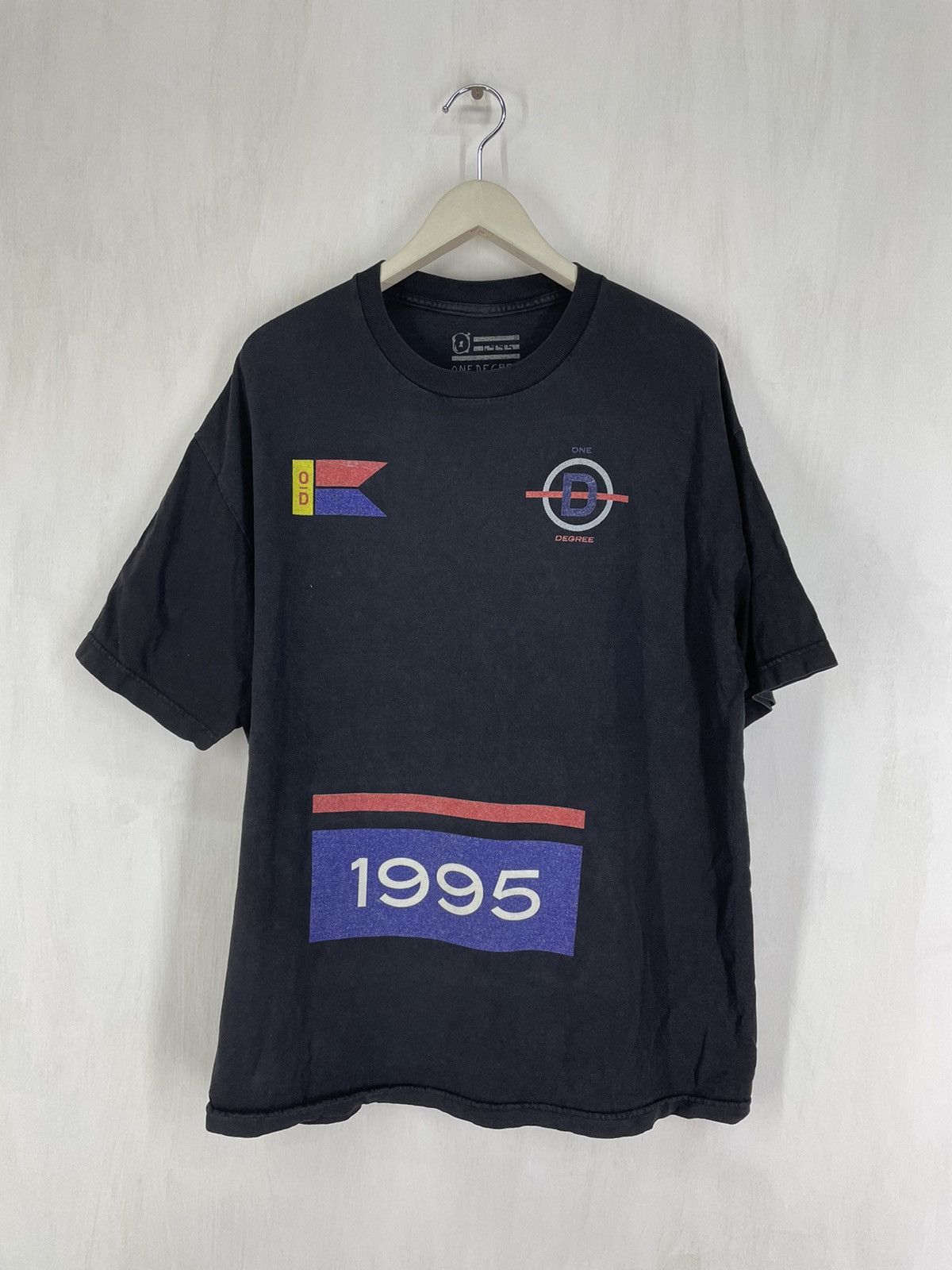 Vintage Vintage One Degree 1995 polo stadium design t shirt Size US XL / EU 56 / 4 - 1 Thumbnail