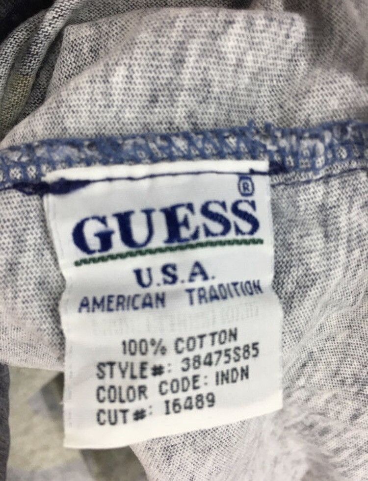 Guess Vintage 90s Guess American Tradition overprint t shirt Size US L / EU 52-54 / 3 - 6 Thumbnail