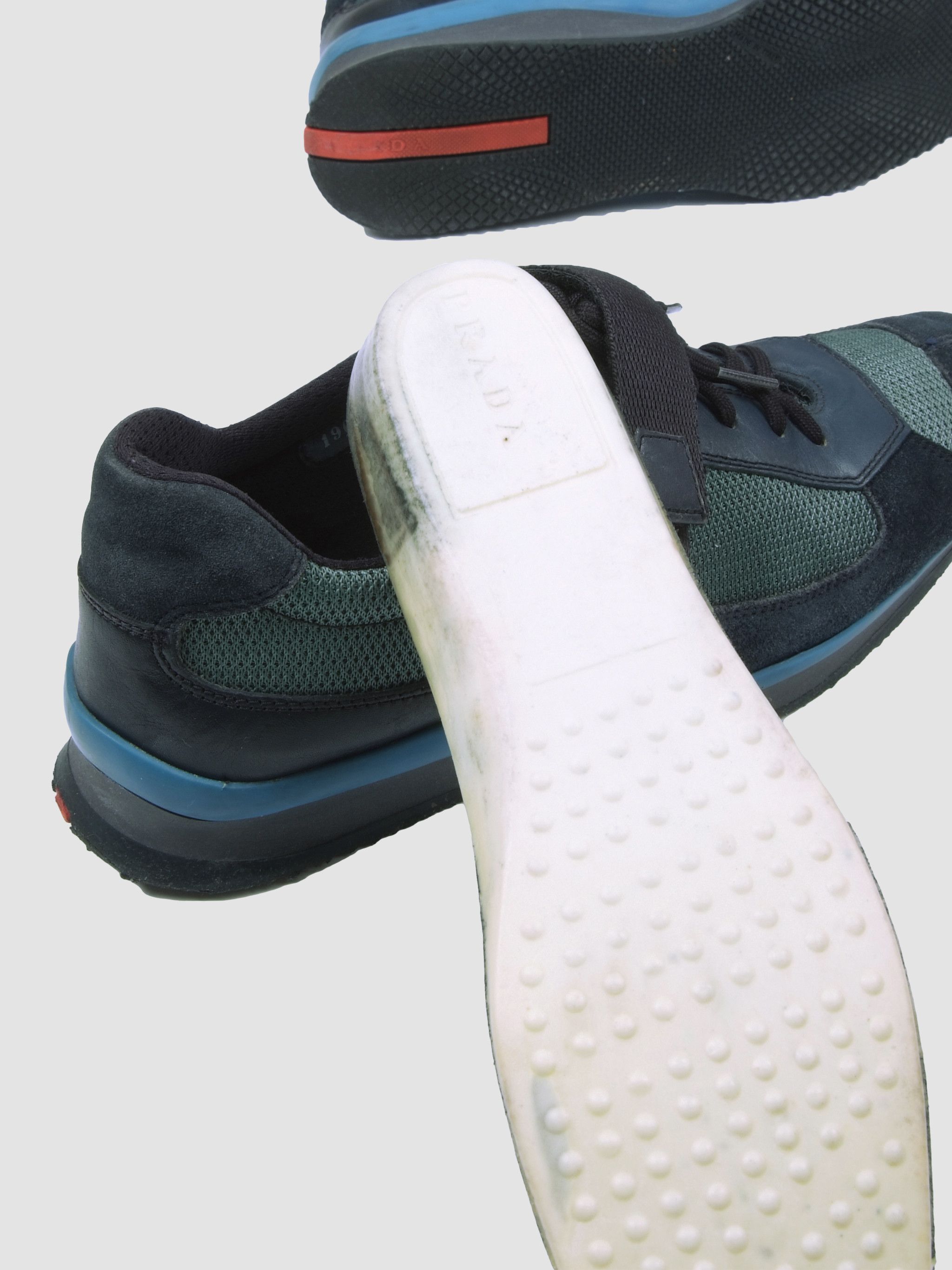 Prada × Vintage Vintage y2k Prada Low Top Sneakers Size US 8 / IT 38 - 6 Thumbnail