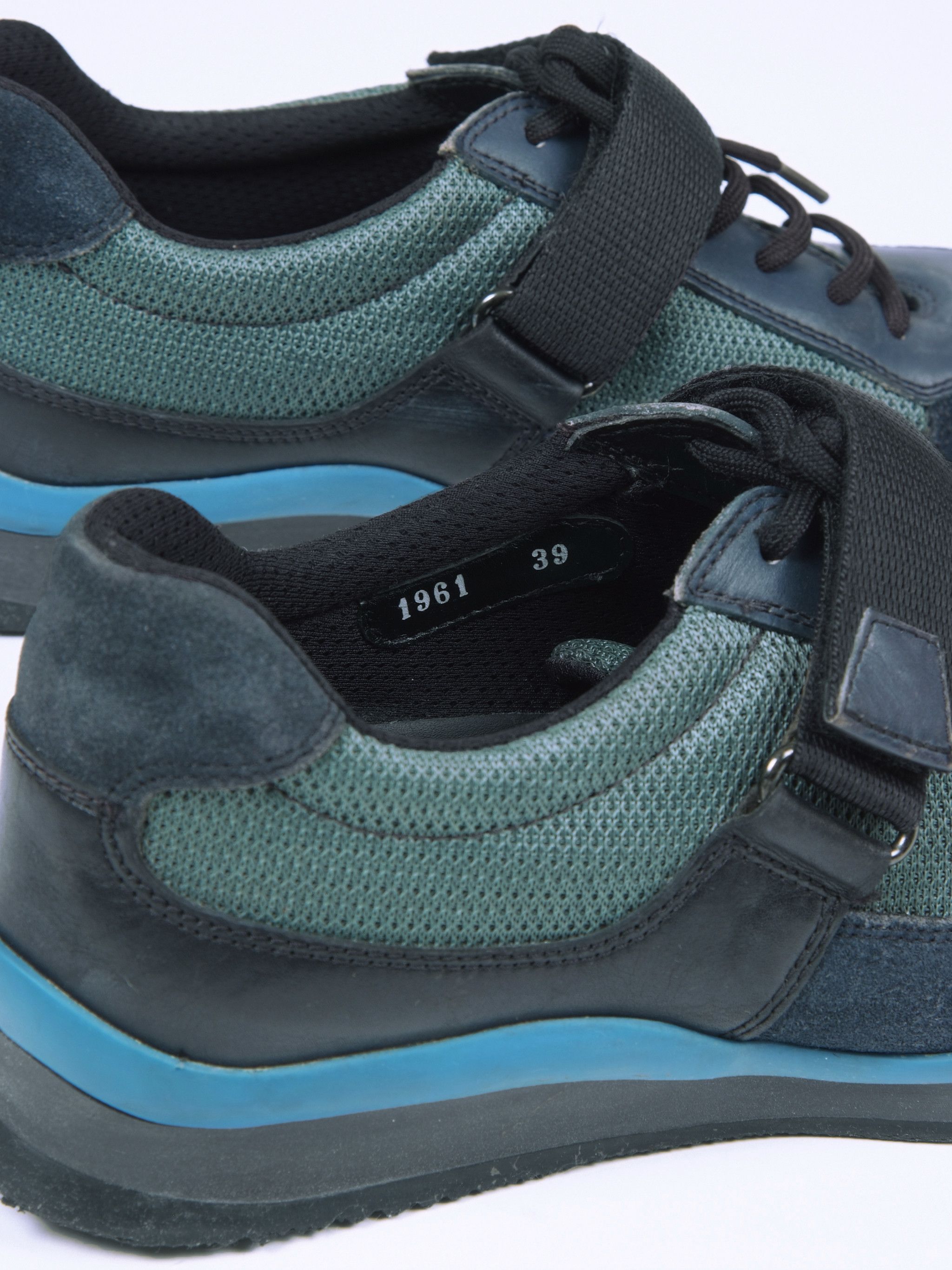 Prada × Vintage Vintage y2k Prada Low Top Sneakers Size US 8 / IT 38 - 5 Thumbnail