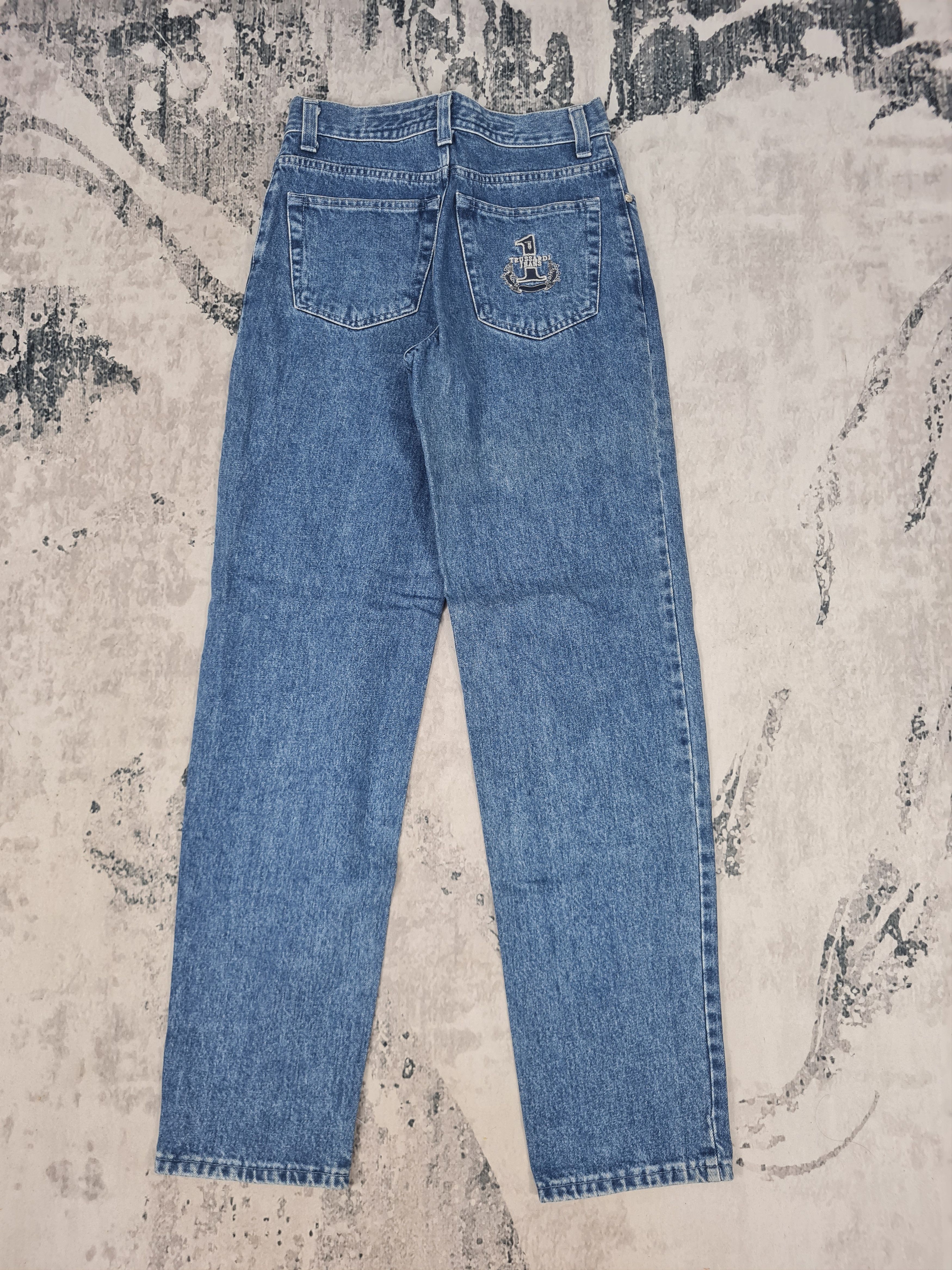 Vtg TRUSSARDI JEANS Carrot Cut Designer 28x33 Jeans JB0103