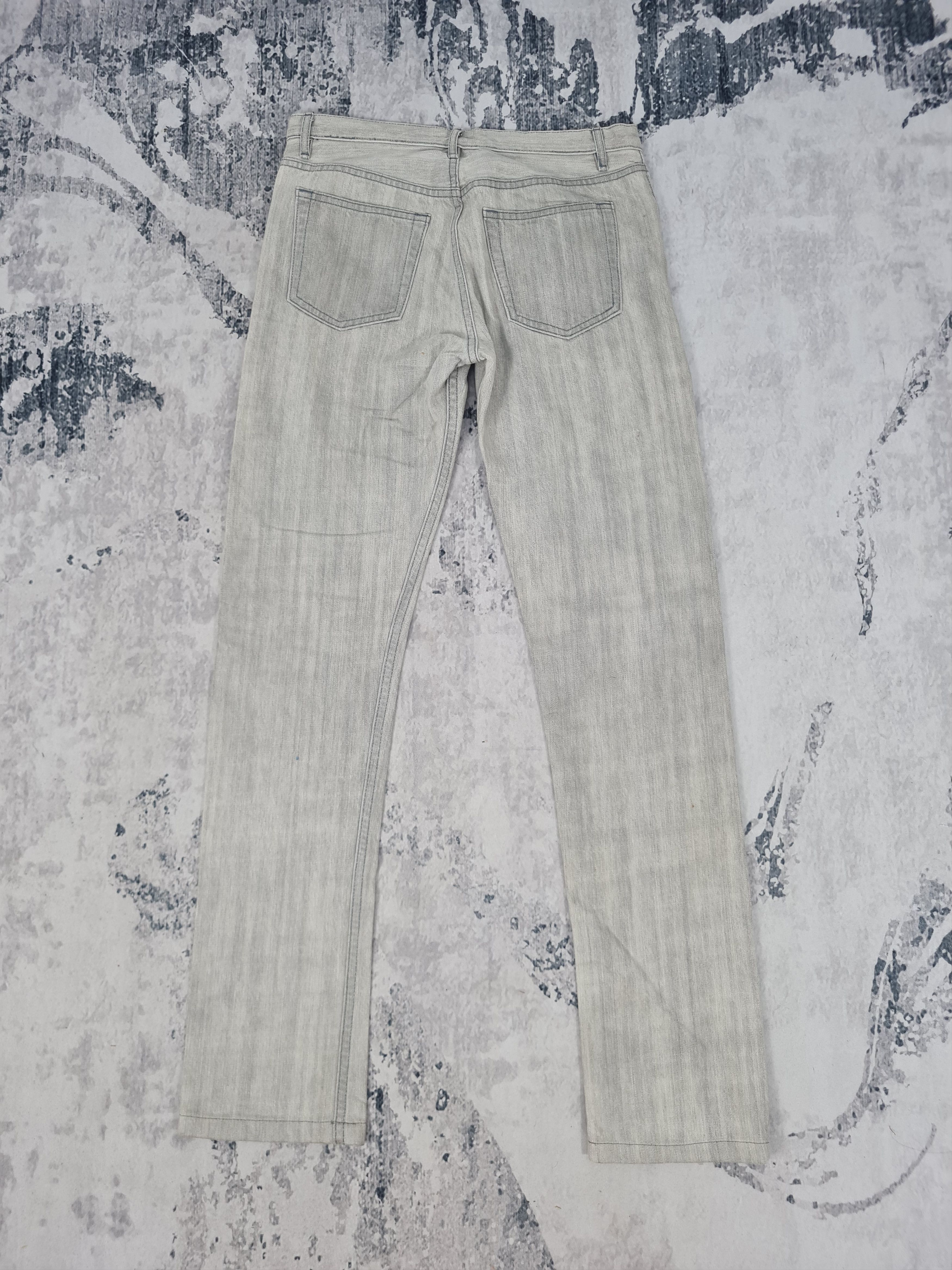 A.P.C. Vintage A.P.C. Slim Fit Faded Denim 29x31.5 Jeans JB0100 Size US 29 - 2 Thumbnail
