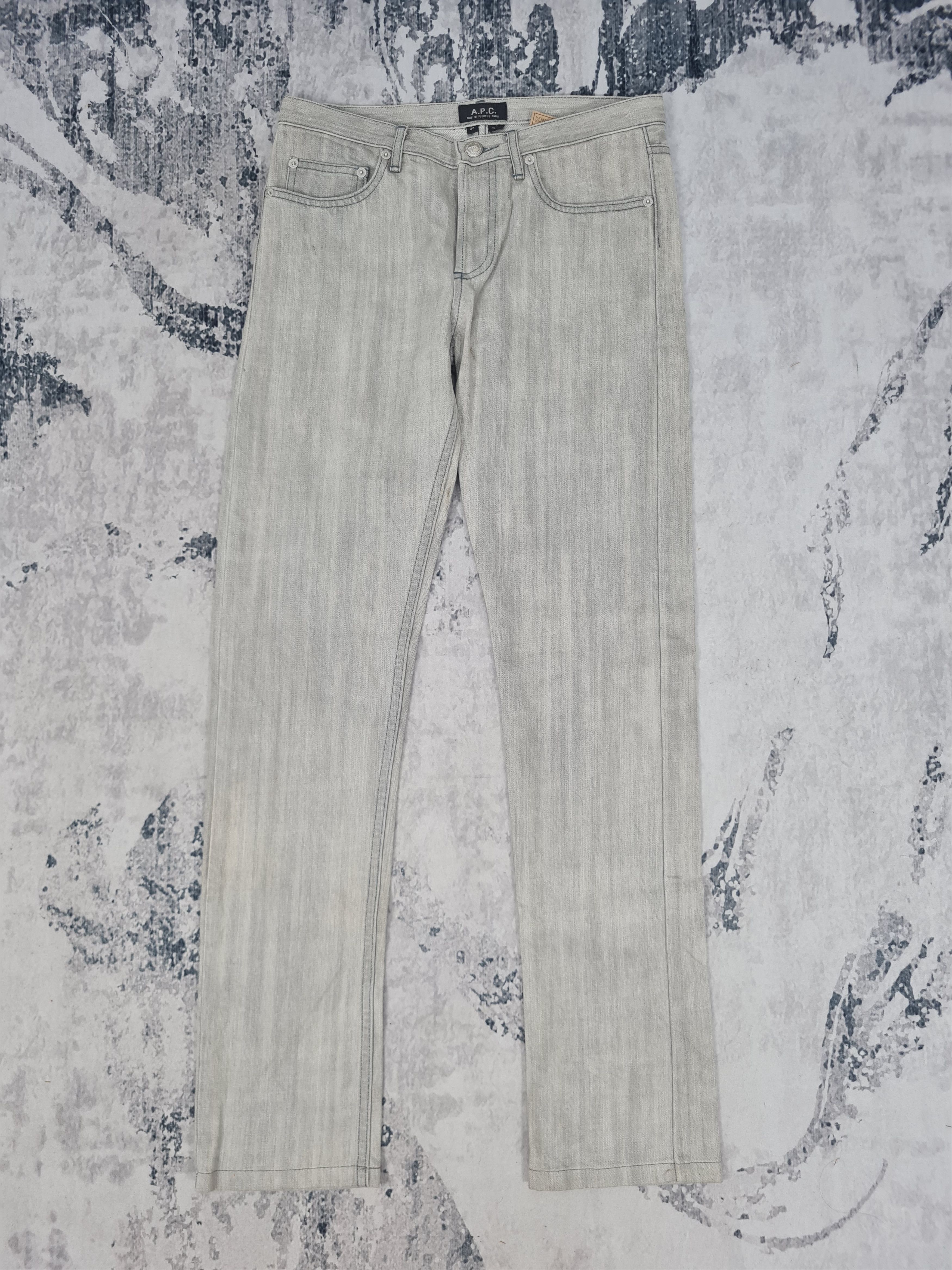 A.P.C. Vintage A.P.C. Slim Fit Faded Denim 29x31.5 Jeans JB0100 Size US 29 - 1 Thumbnail
