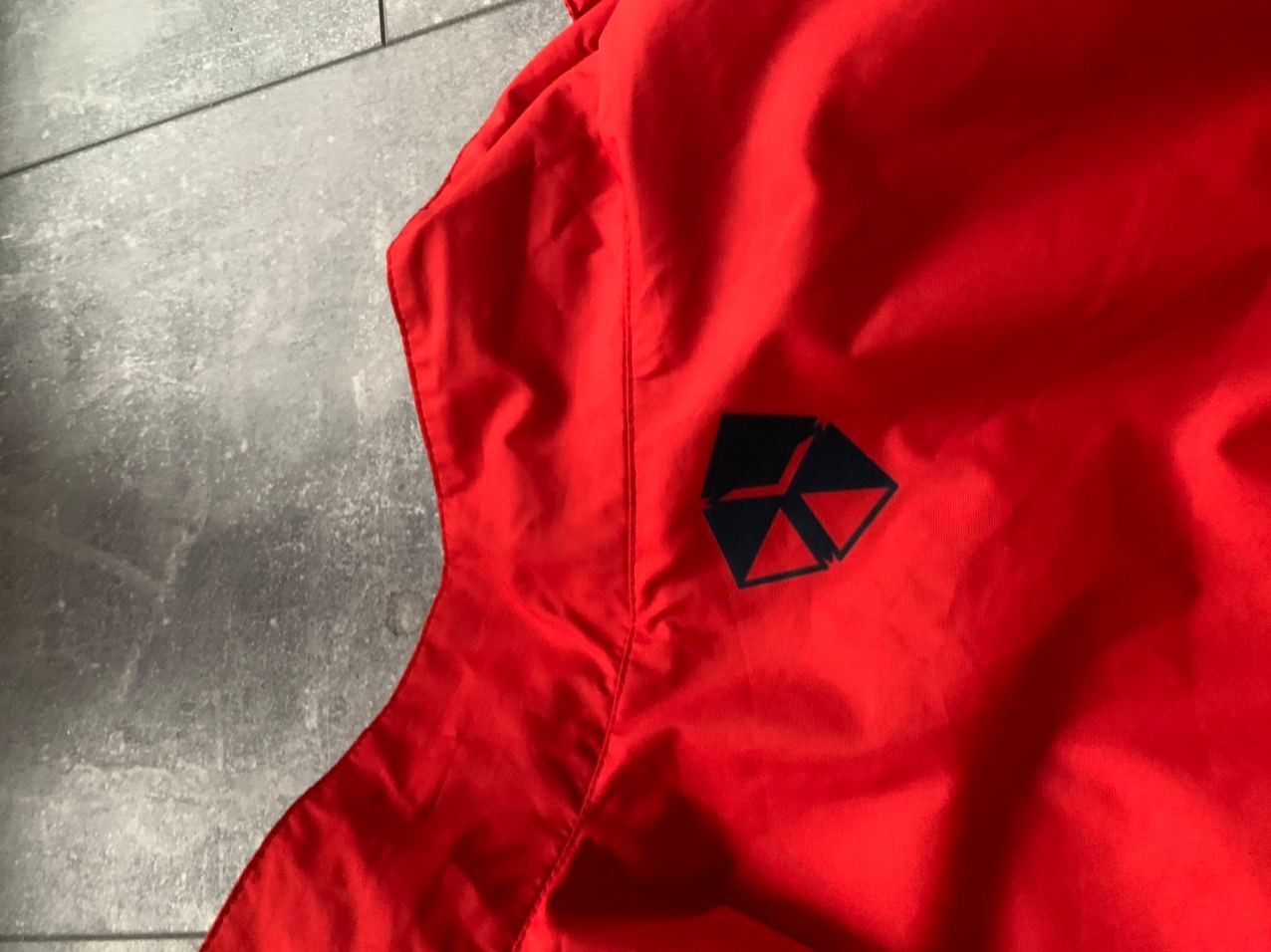 Nike Nike PSV eindhoven red black windrunner football netherlands Size US XL / EU 56 / 4 - 12 Thumbnail