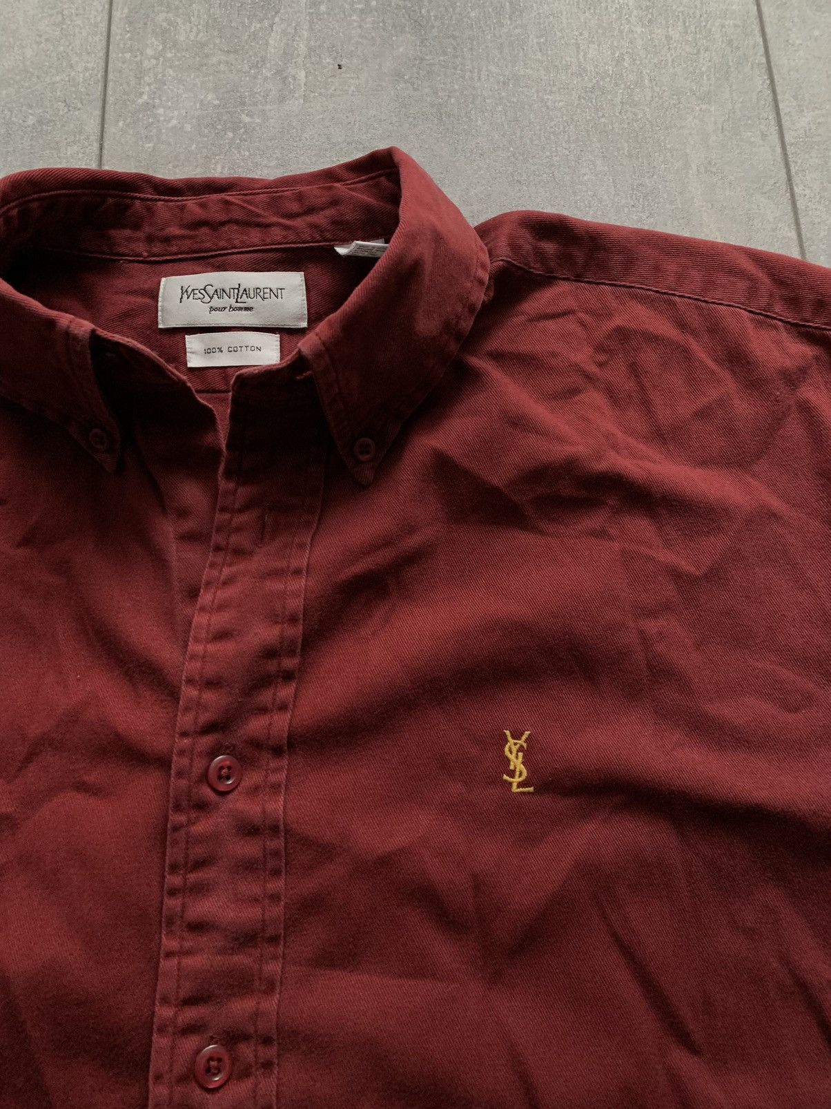 Yves Saint Laurent Yves Saint Laurent red cotton logo shirt Size US M / EU 48-50 / 2 - 8 Thumbnail