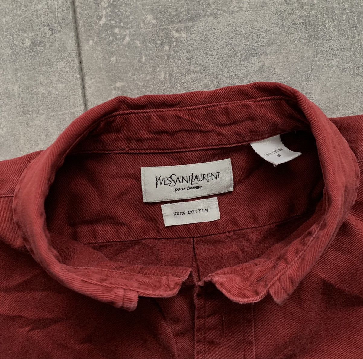 Yves Saint Laurent Yves Saint Laurent red cotton logo shirt Size US M / EU 48-50 / 2 - 6 Thumbnail