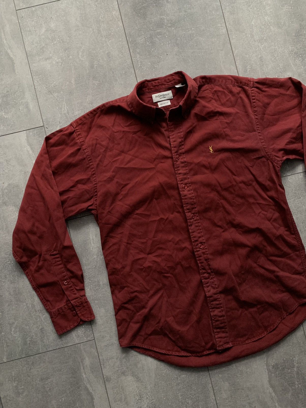 Yves Saint Laurent Yves Saint Laurent red cotton logo shirt Size US M / EU 48-50 / 2 - 1 Thumbnail
