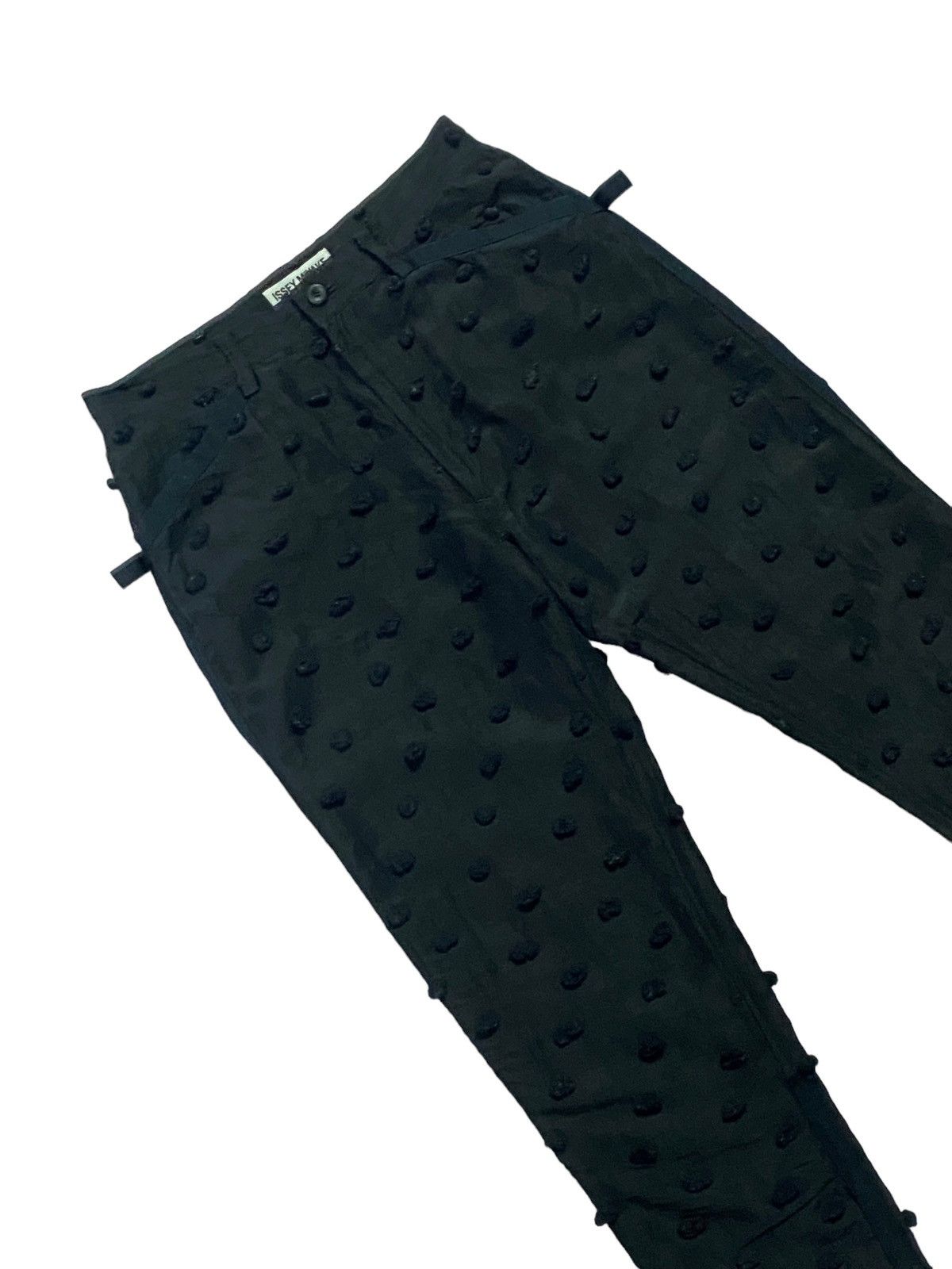 Issey Miyake Rare‼️Issey Miyake Decorated With Embossed Patterns Pants Size 28" / US 6 / IT 42 - 17 Thumbnail