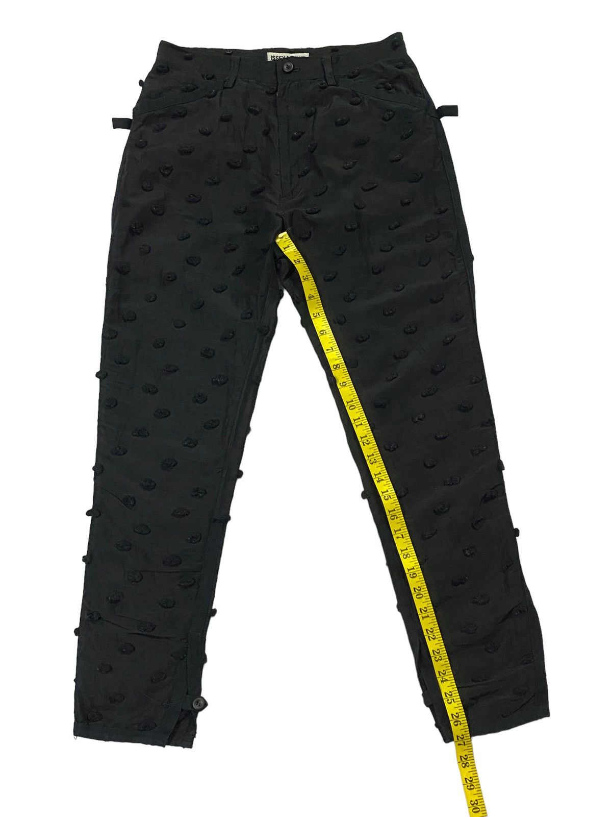 Issey Miyake Rare‼️Issey Miyake Decorated With Embossed Patterns Pants Size 28" / US 6 / IT 42 - 7 Thumbnail