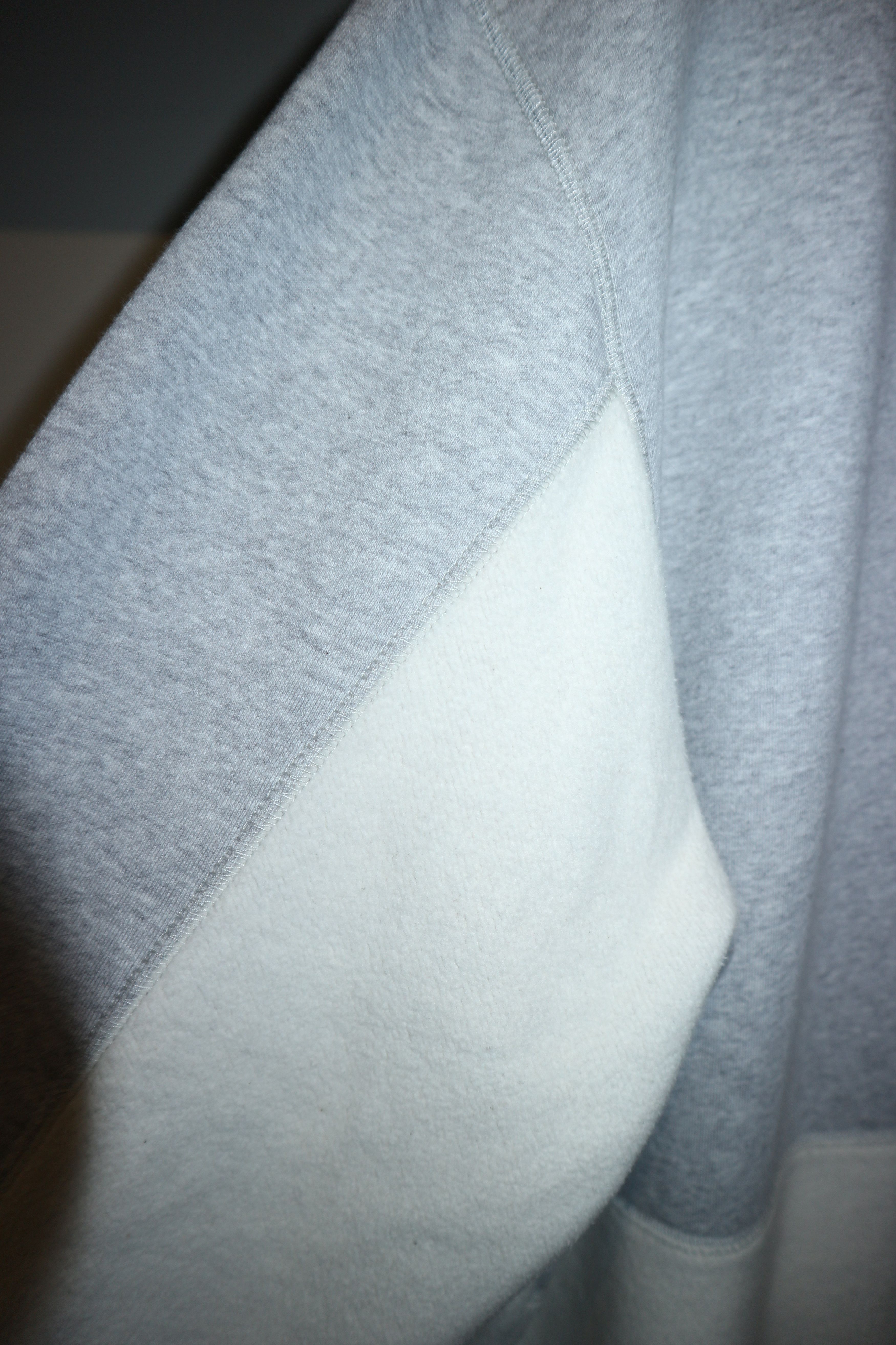 Helmut Lang Grey & Off-White Colorblock Crewneck Size US S / EU 44-46 / 1 - 10 Thumbnail