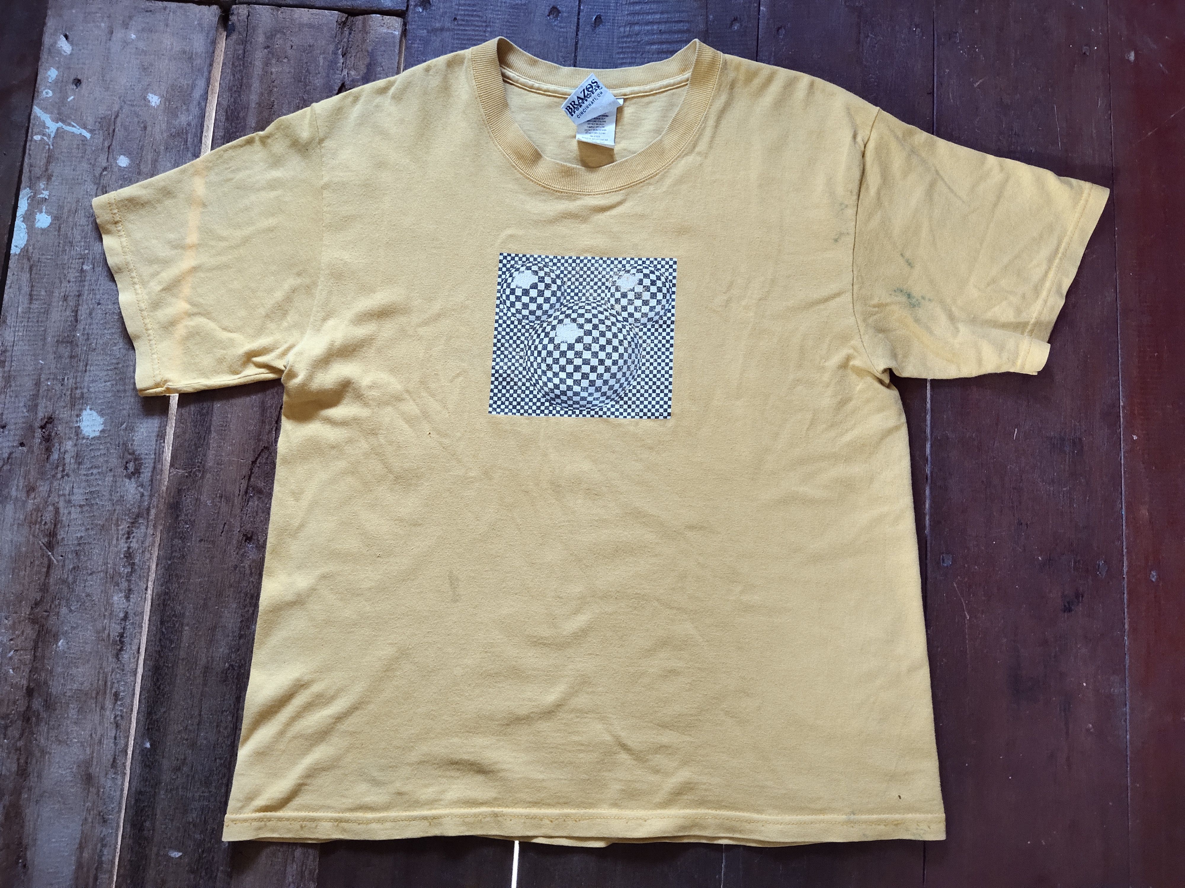Vintage mickey mouse by disney tshirt