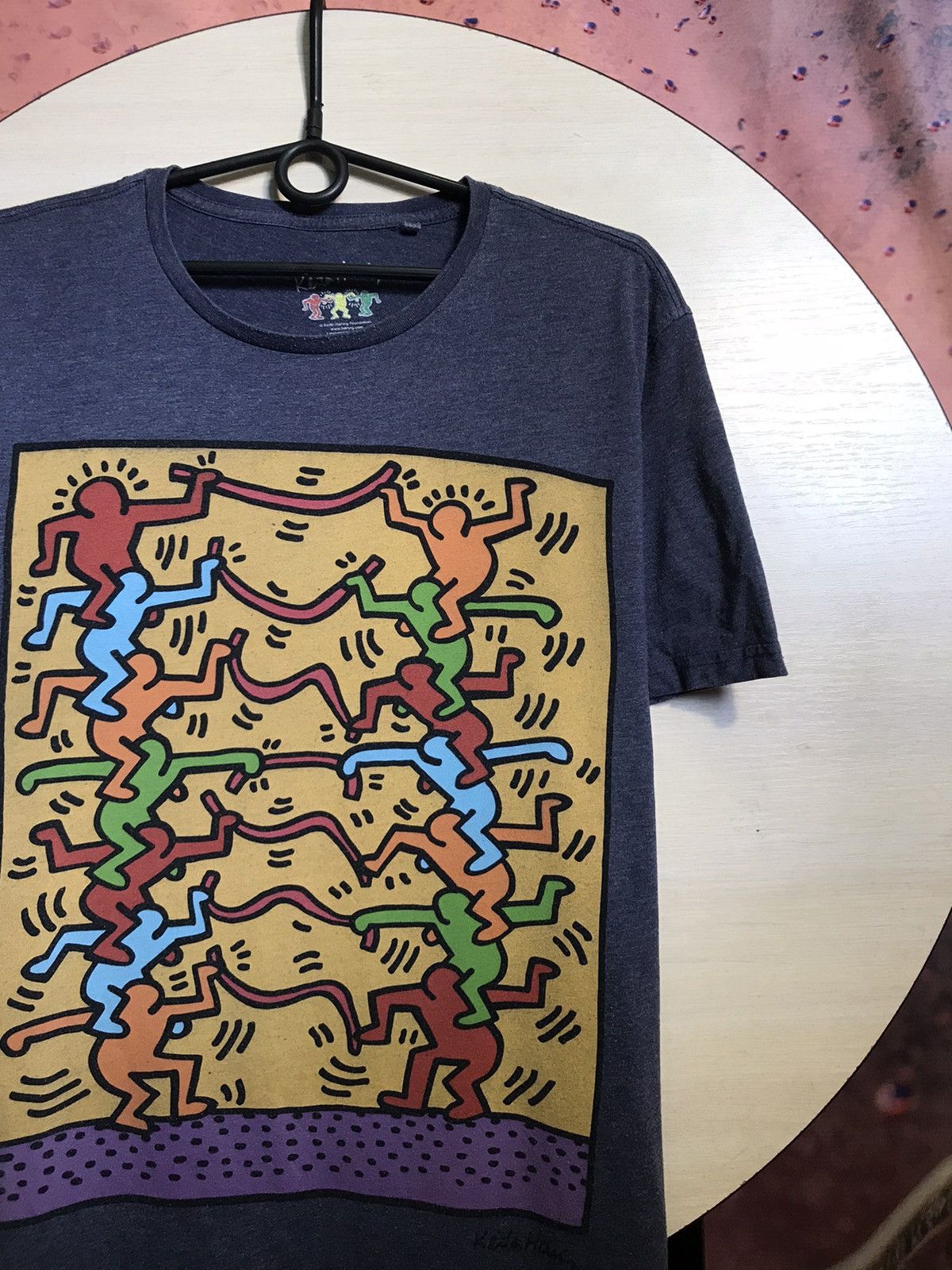 Keith Haring Keith Haring streetwear art tee Size US L / EU 52-54 / 3 - 1 Thumbnail