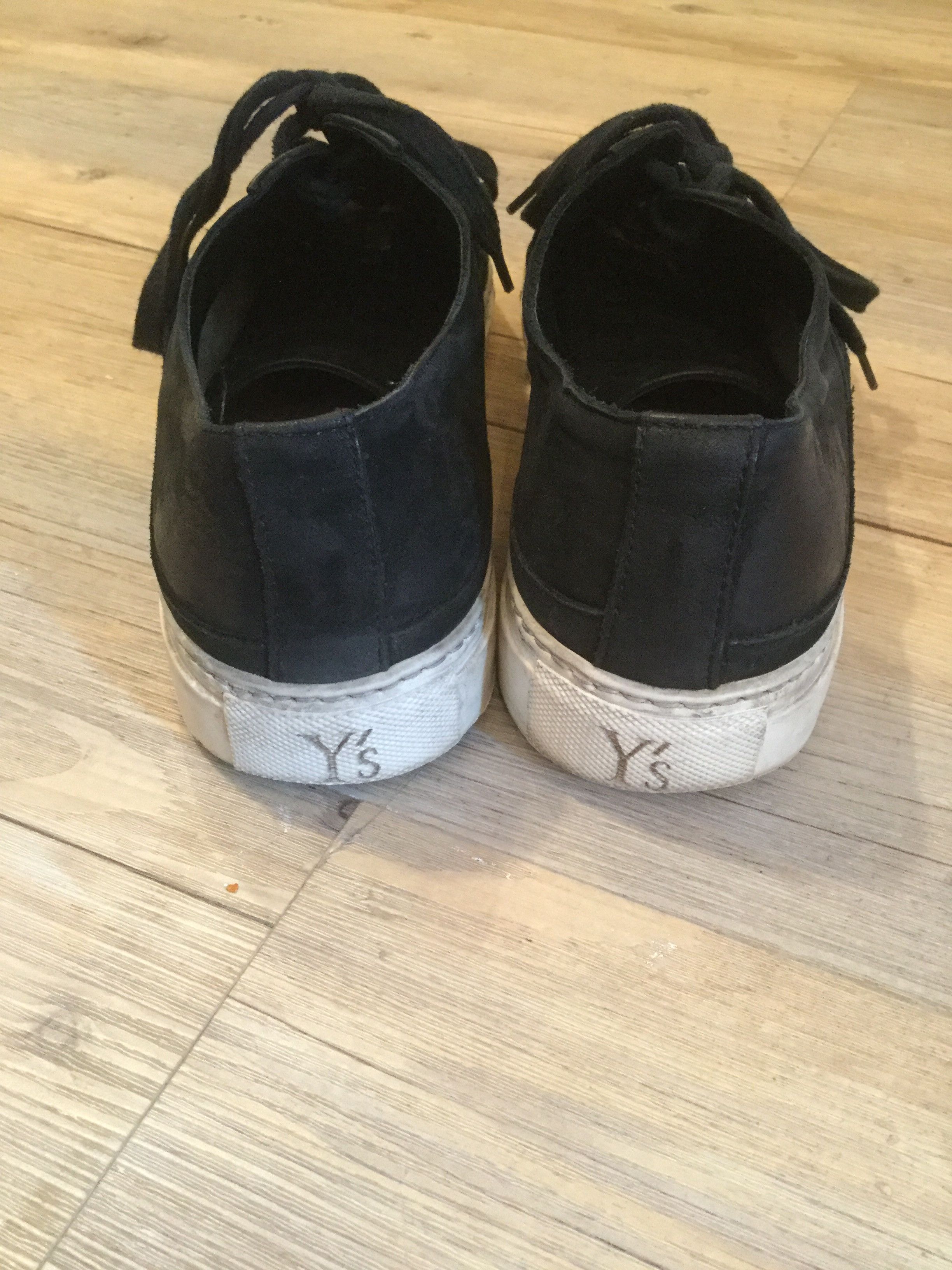 Yohji Yamamoto Low top trainers.Like Common Projects or Marsell Size US 8 / EU 41 - 4 Thumbnail