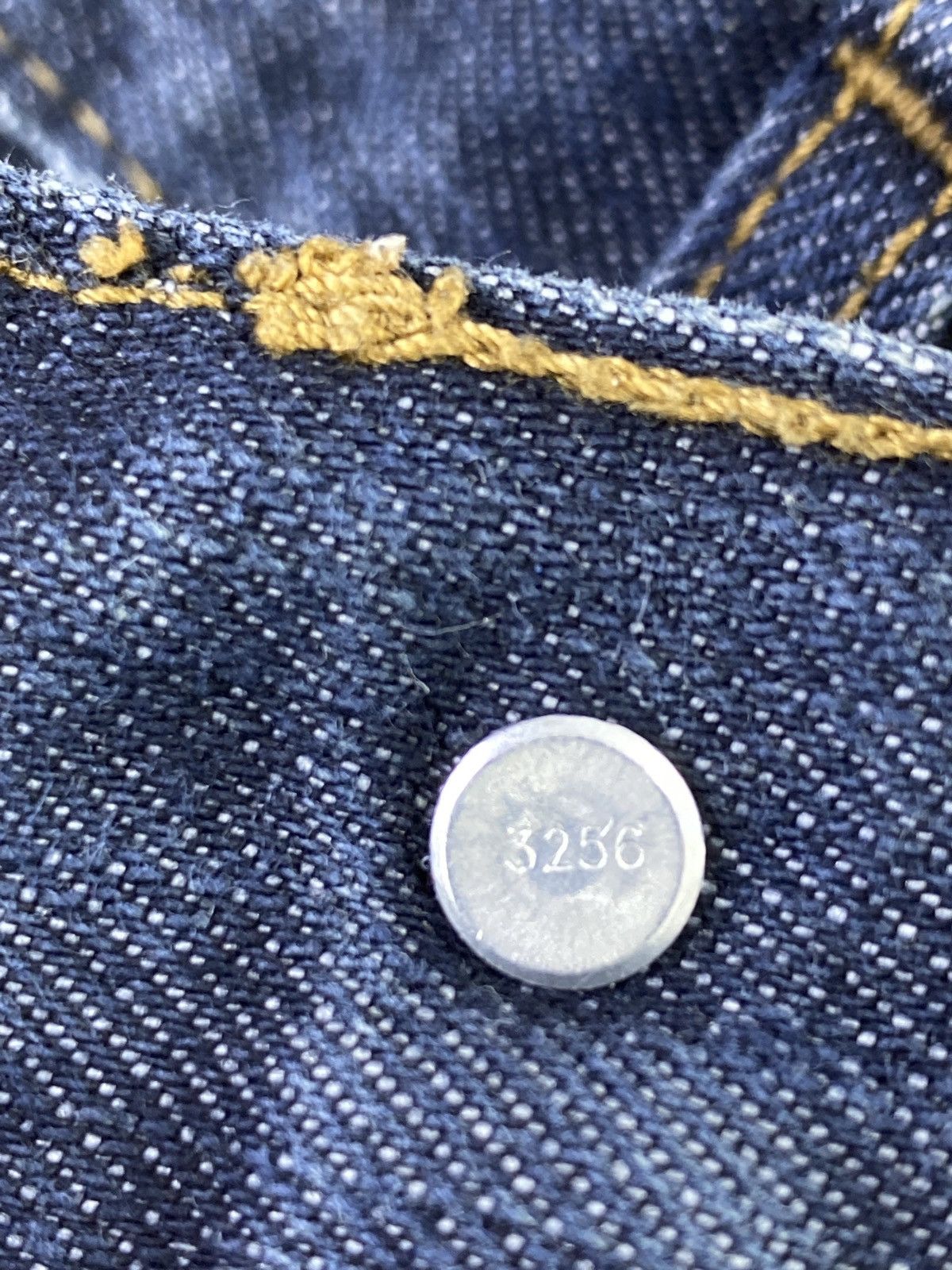 Levi's Vintage Levi's Denizen 218 Straight Fit Jeans - J596 Size US 35 - 4 Thumbnail