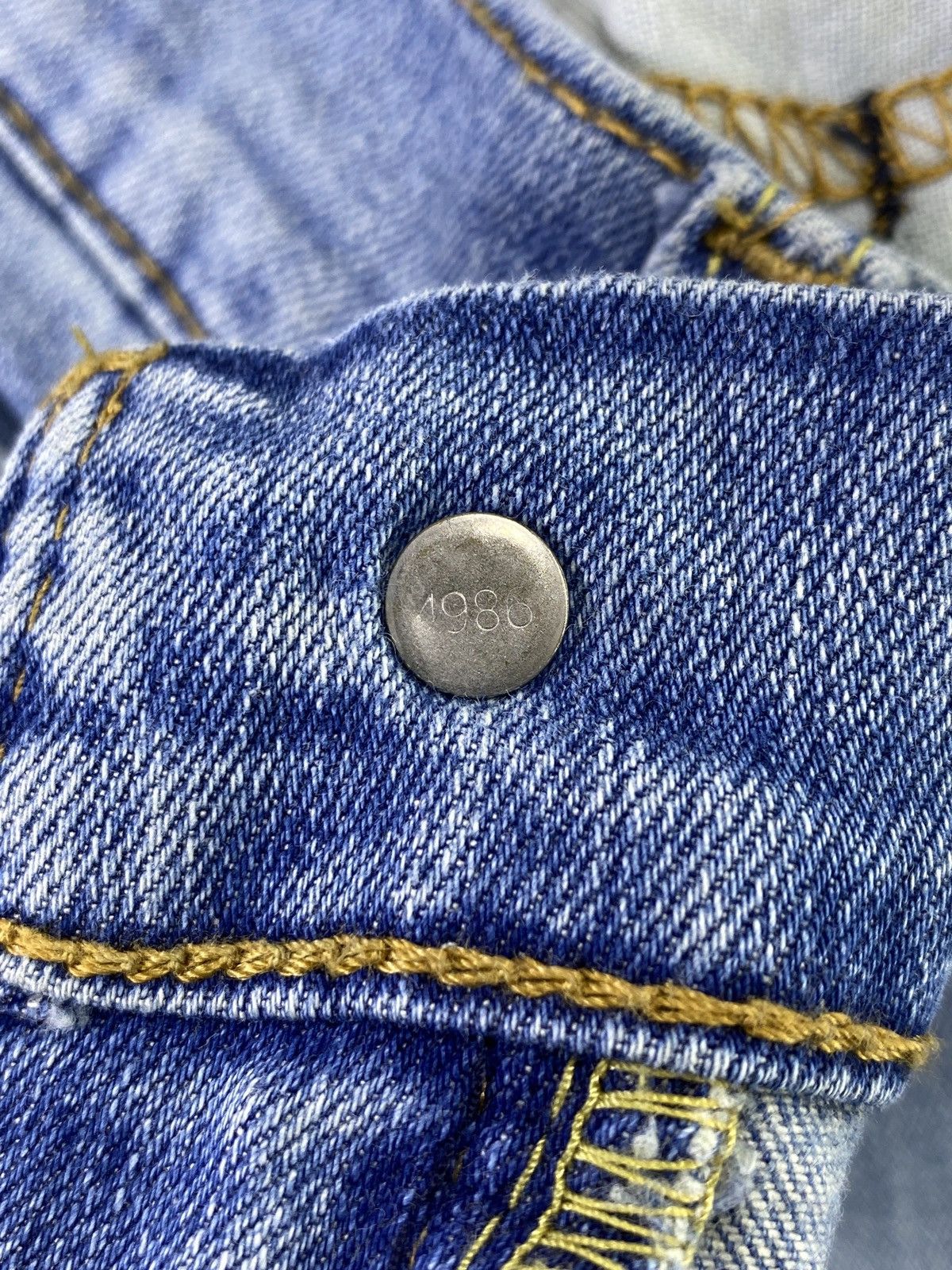 Levi's Vintage Levi's 541 Blue Wash Jeans - J597 Size US 33 - 4 Thumbnail