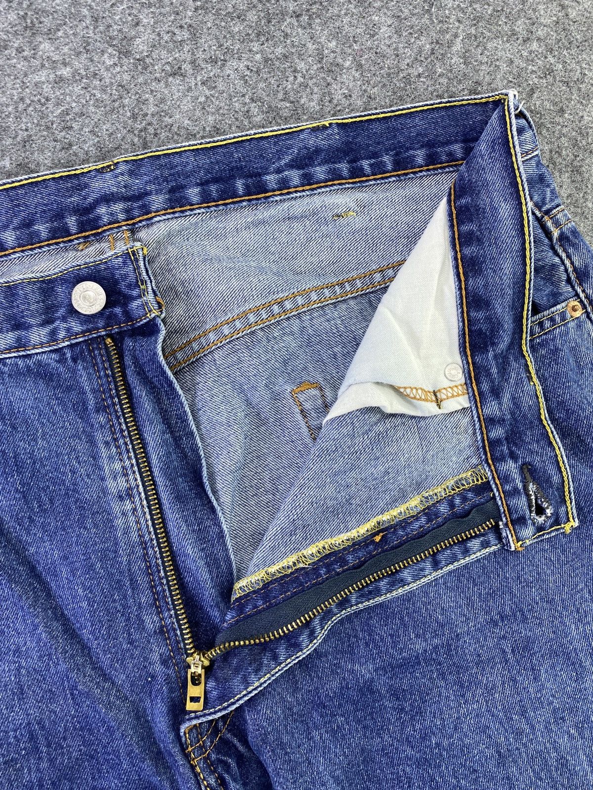 Levi's Vintage Levi's 550 Blue Jeans - J599 Size US 38 / EU 54 - 3 Thumbnail