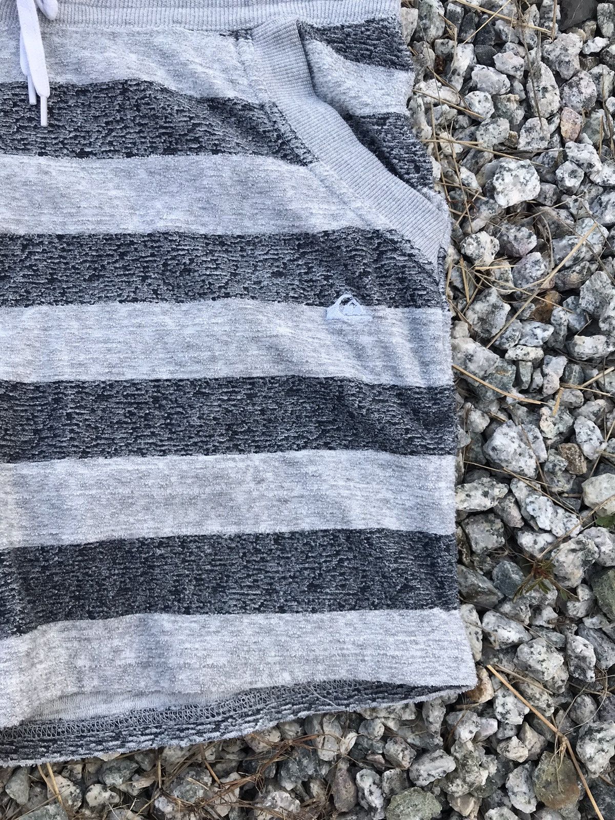 Quiksilver Vintage y2k Quiksilver Stripes Short Pants jnco jorts lgb Size US 34 / EU 50 - 2 Thumbnail