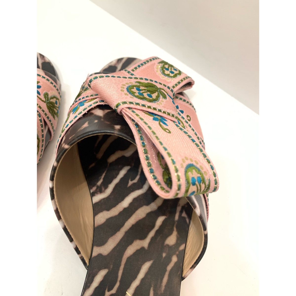 Cynthia Rowley CYNTHIA ROWLEY JULES BOW SLIDES Size US 10 / IT 40 - 18 Thumbnail