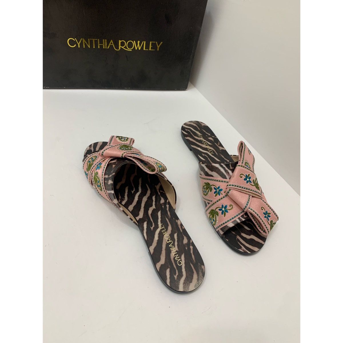 Cynthia Rowley CYNTHIA ROWLEY JULES BOW SLIDES Size US 10 / IT 40 - 9 Thumbnail