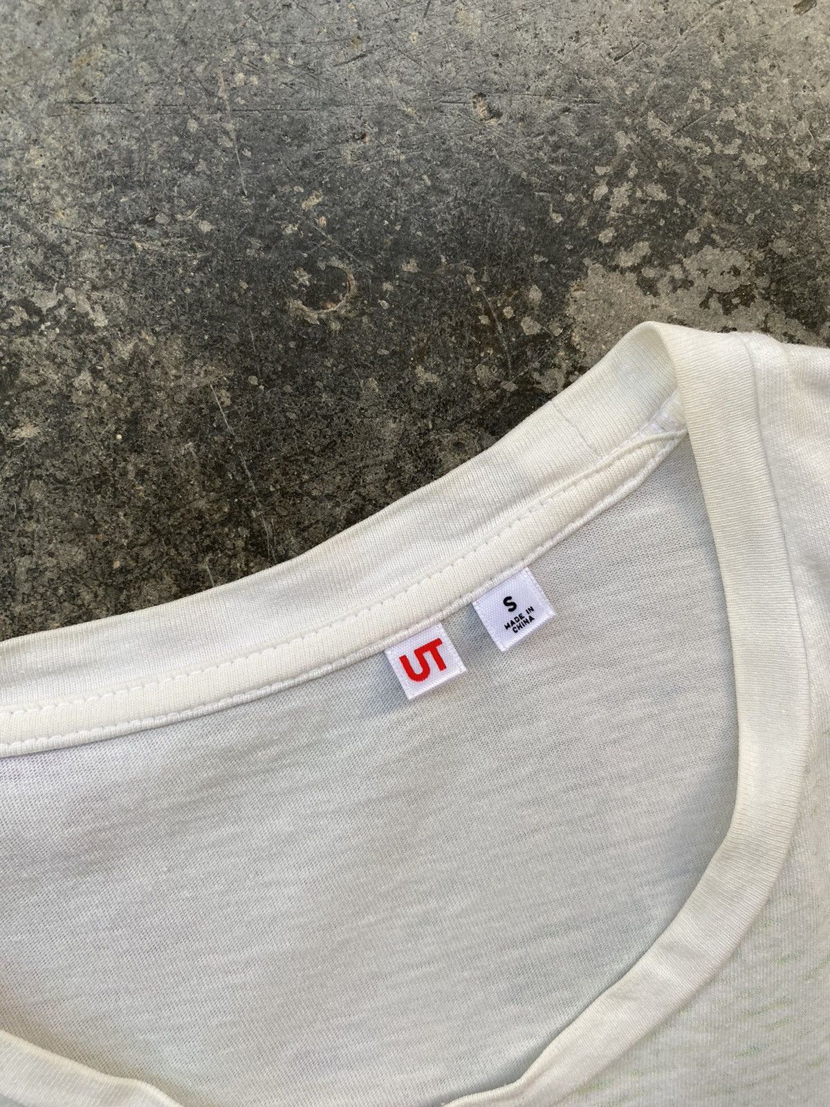 Band Tees Uniqlo x Madonna Over Print Tees Size US S / EU 44-46 / 1 - 4 Thumbnail
