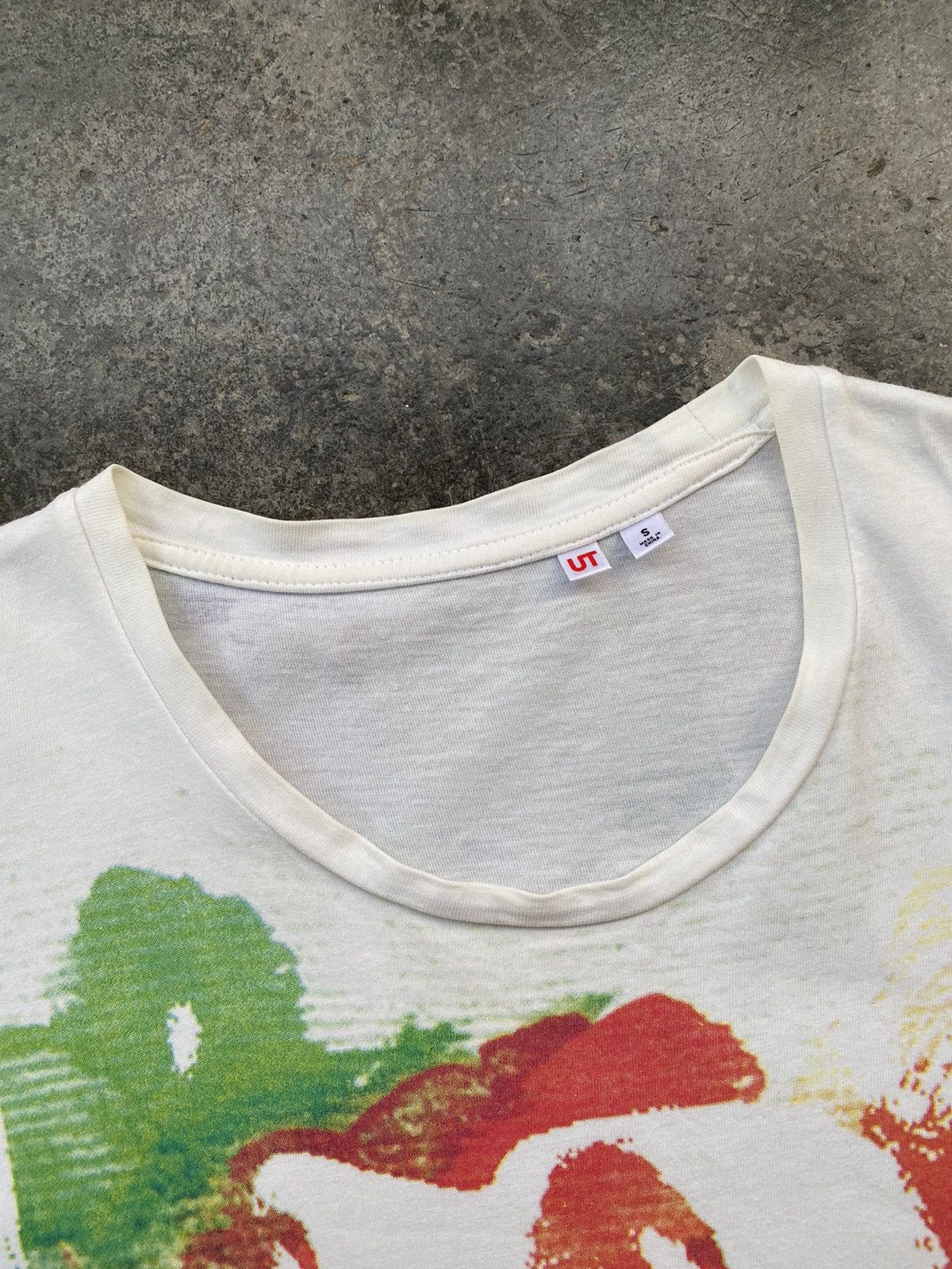 Band Tees Uniqlo x Madonna Over Print Tees Size US S / EU 44-46 / 1 - 3 Thumbnail