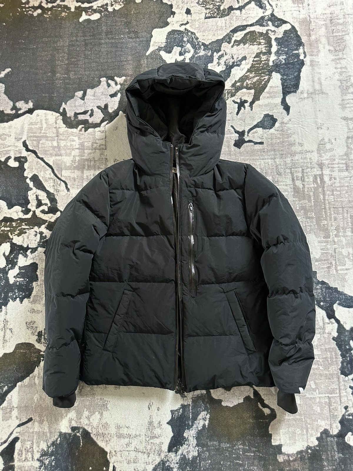 2024 Vanquish Down Puffer Jacket