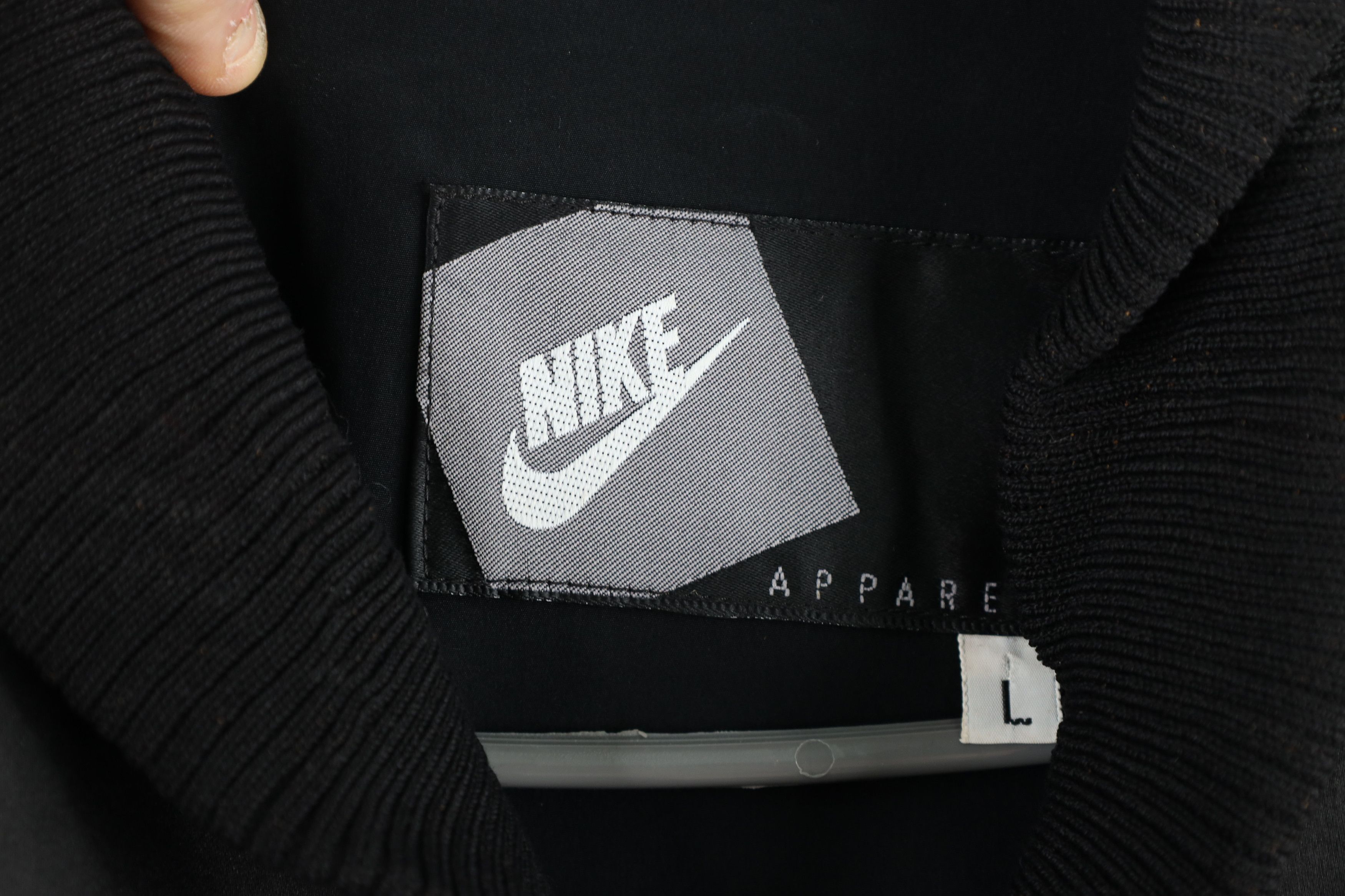 Nike Vintage 90s Nike James Nike Racing Out Satin Bomber Jacket Size US L / EU 52-54 / 3 - 6 Thumbnail