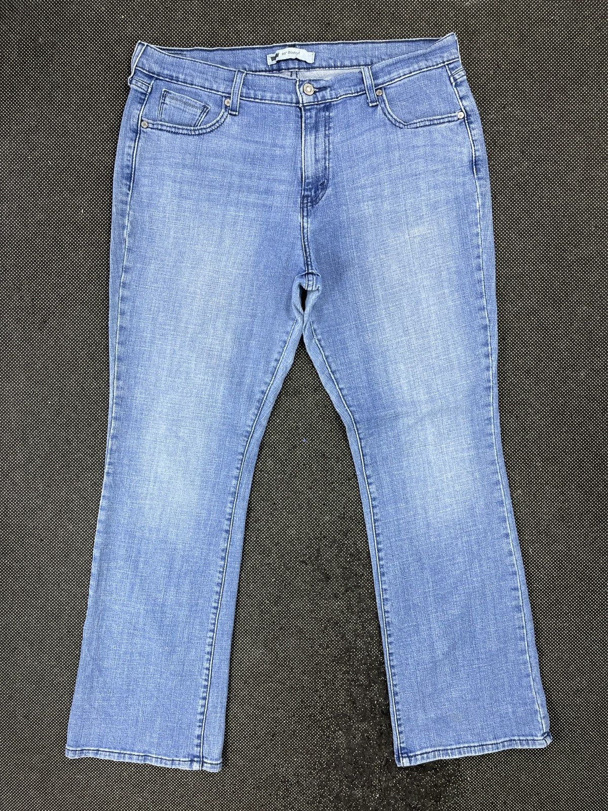 Levi's × Vintage Vintage Levis 515 Flare Jeans - JP083 Size 36" / US 14 / IT 50 - 1 Thumbnail