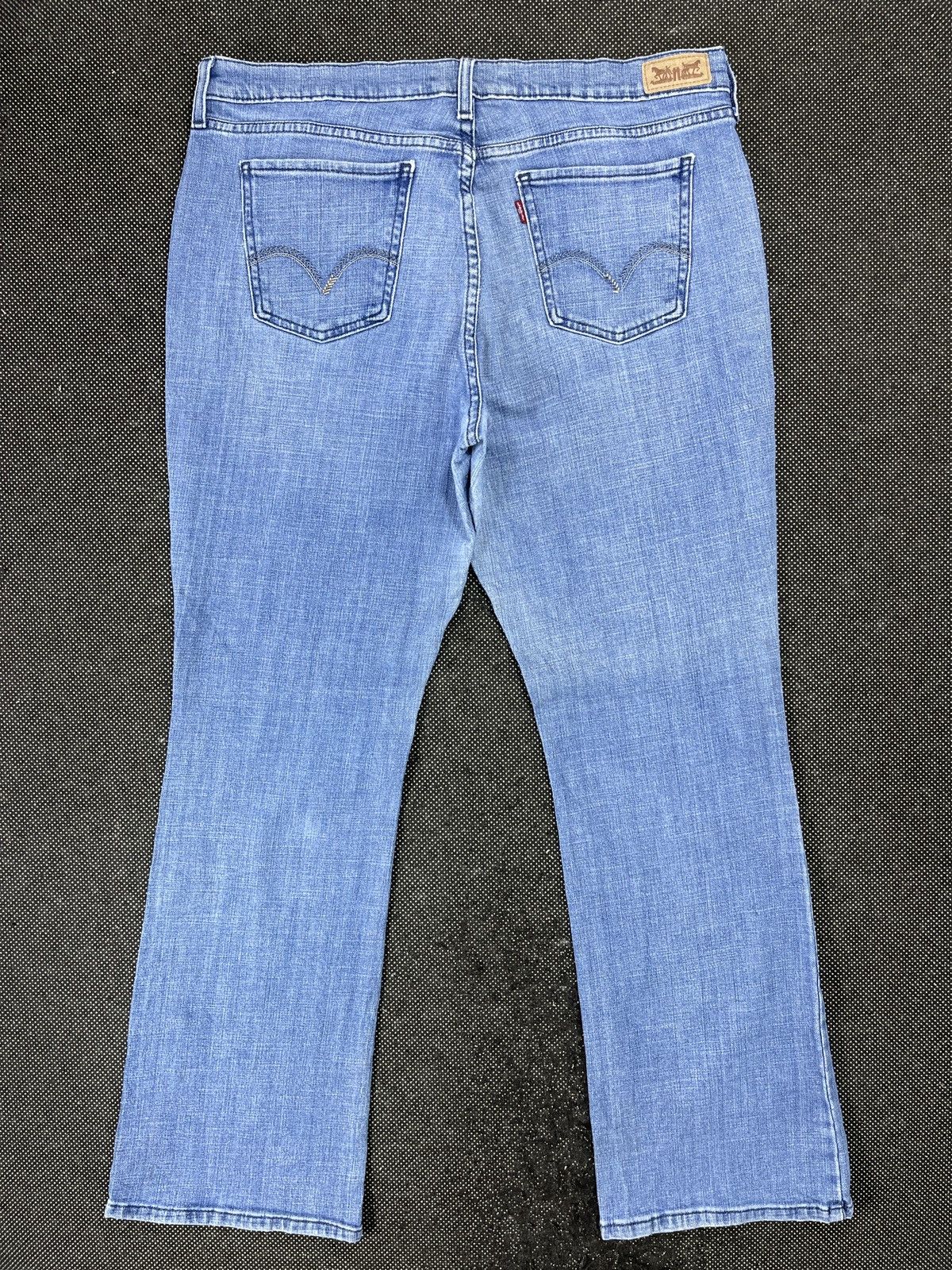 Levi's × Vintage Vintage Levis 515 Flare Jeans - JP083 Size 36" / US 14 / IT 50 - 2 Thumbnail