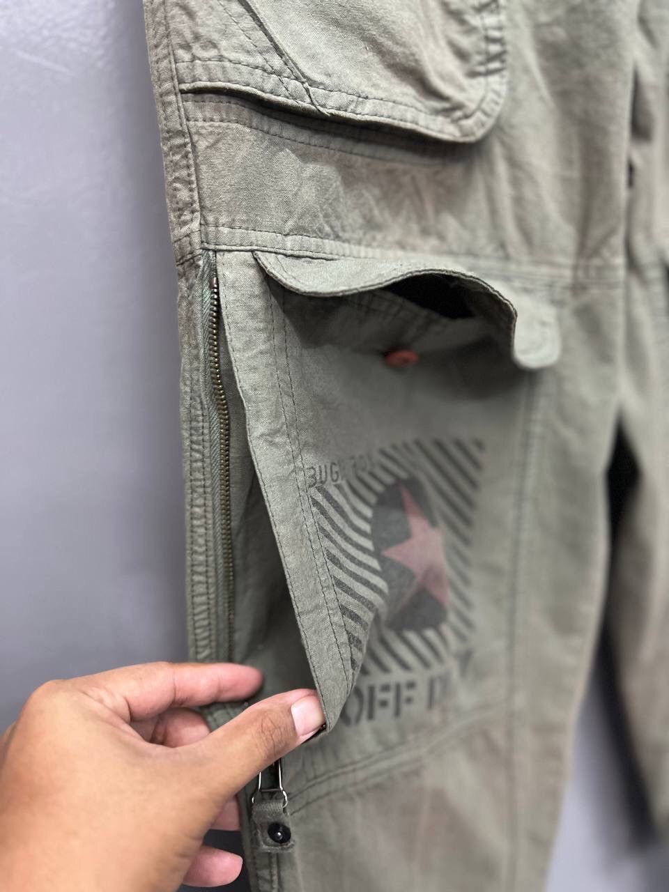 Bugle Boy BUGLE BOY OFF DUTY CARGO PANTS Size US 28 / EU 44 - 6 Thumbnail