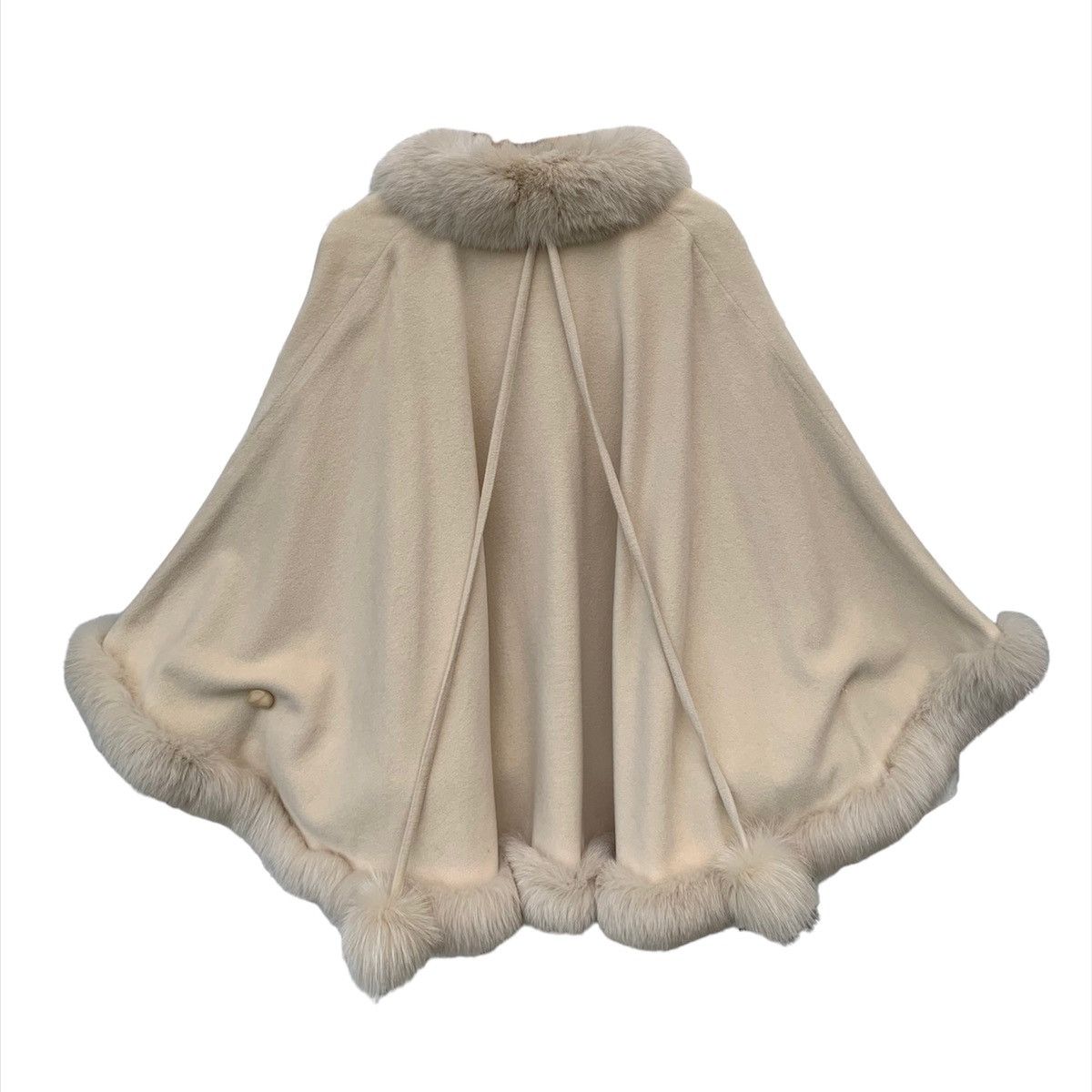 Japanese Brand Soleil Produced by Sanyo Cloak Japanese Brand Size US M / EU 48-50 / 2 - 3 Thumbnail