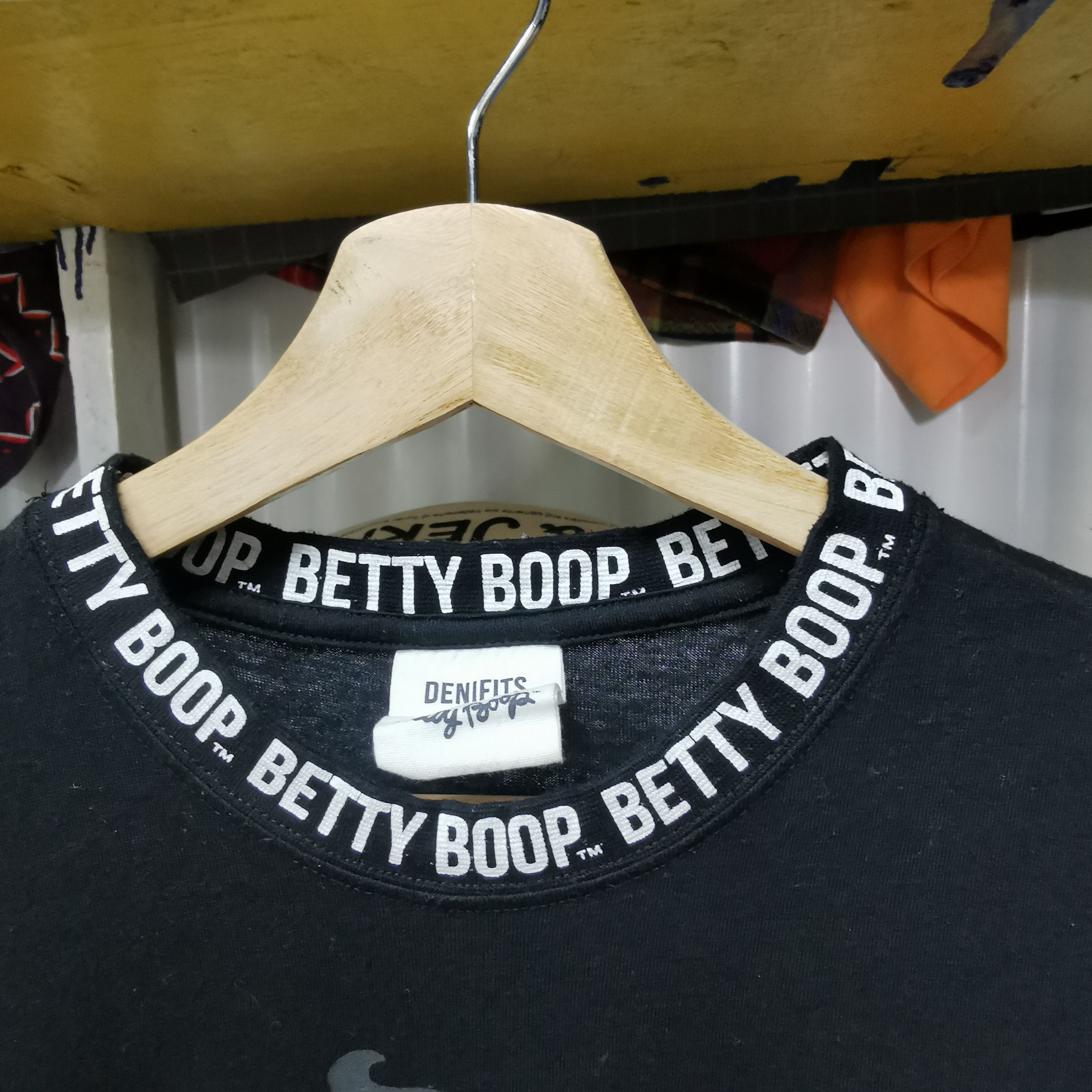 Cartoon Network × Vintage Vintage betty boop neck logo t-shirt Size US M / EU 48-50 / 2 - 4 Thumbnail