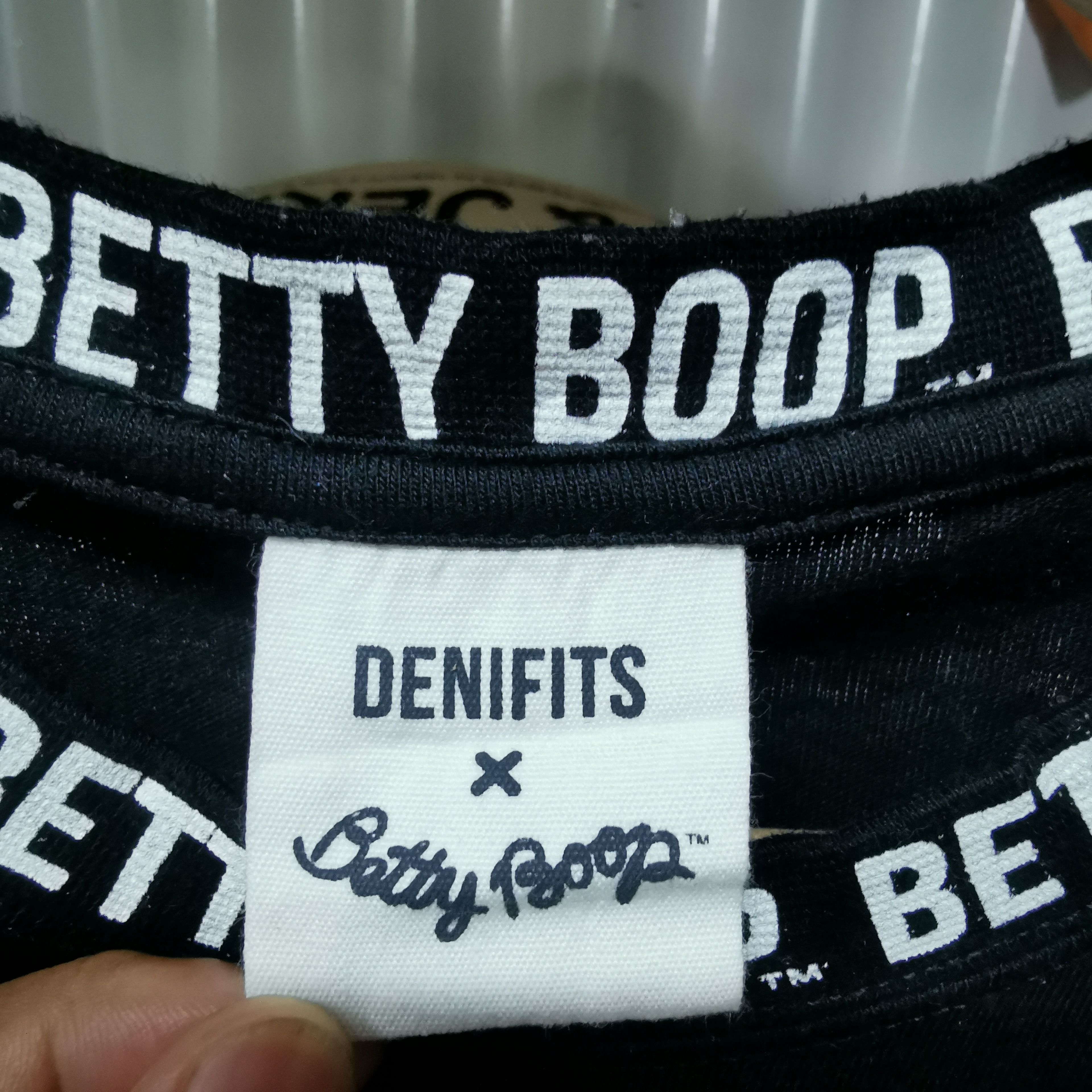 Cartoon Network × Vintage Vintage betty boop neck logo t-shirt Size US M / EU 48-50 / 2 - 5 Thumbnail
