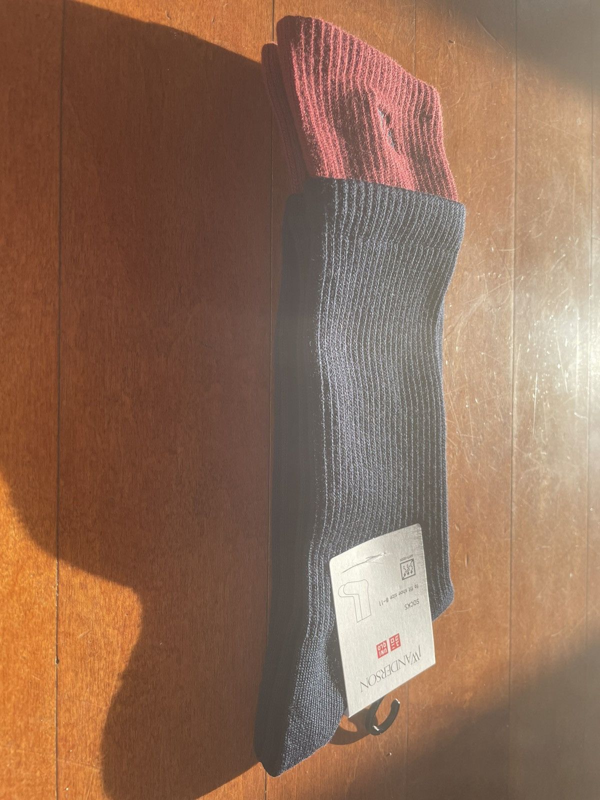 JW Anderson × Uniqlo Navy Burgundy Layered Socks Dress Crew Cotton Logo Ribbed Size ONE SIZE - 11 Thumbnail