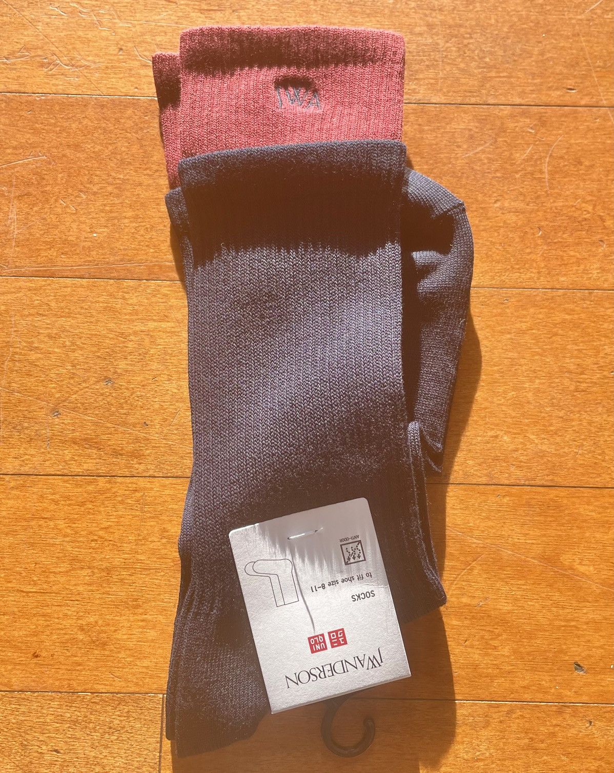 JW Anderson × Uniqlo Navy Burgundy Layered Socks Dress Crew Cotton Logo Ribbed Size ONE SIZE - 3 Thumbnail