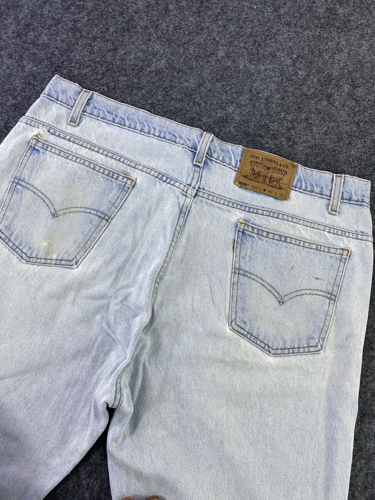Jean × Levi's × Vintage VINTAGE 90s LEVIS 505 Light BLUE WASH JEANS - J613 Size US 40 / EU 56 - 11 Thumbnail