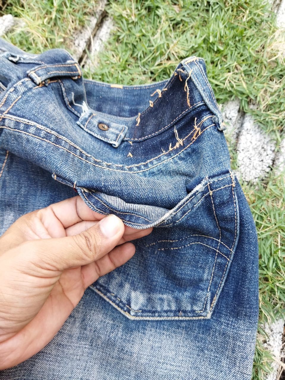 Levi's Vintage Clothing Vintage Levis LVC Hidden Rivet Capital E Jeans Size US 31 - 17 Thumbnail
