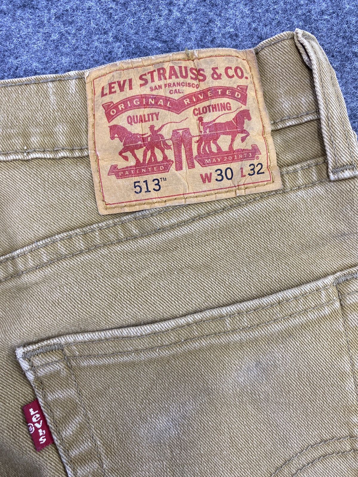 Levi's VINTAGE LEVI'S 513 JEANS - J615 Size US 30 / EU 46 - 8 Thumbnail