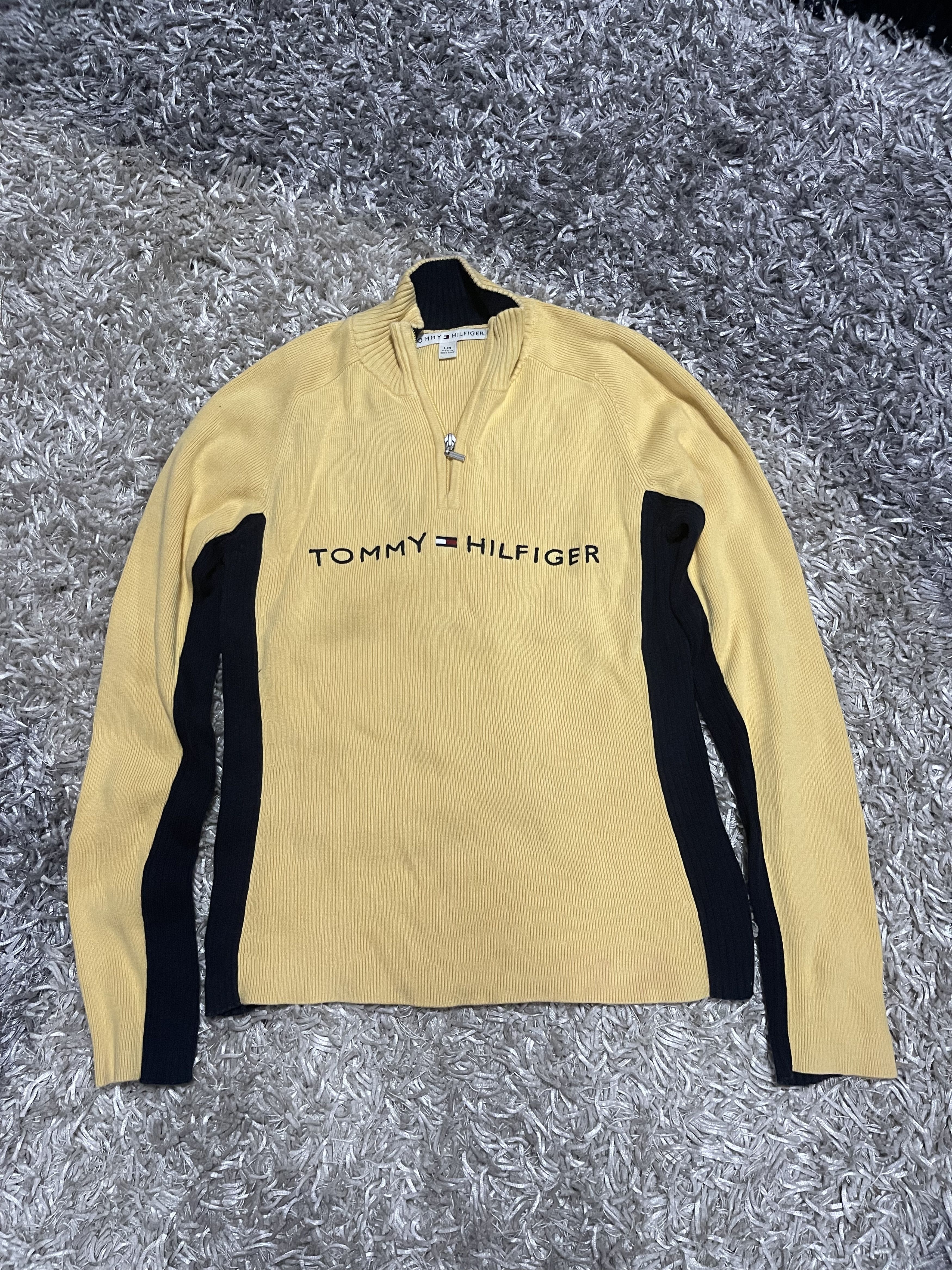 Tommy Hilfiger TOMMY HILFIGER LONG SLEEVE Size L / US 10 / IT 46 - 1 Thumbnail