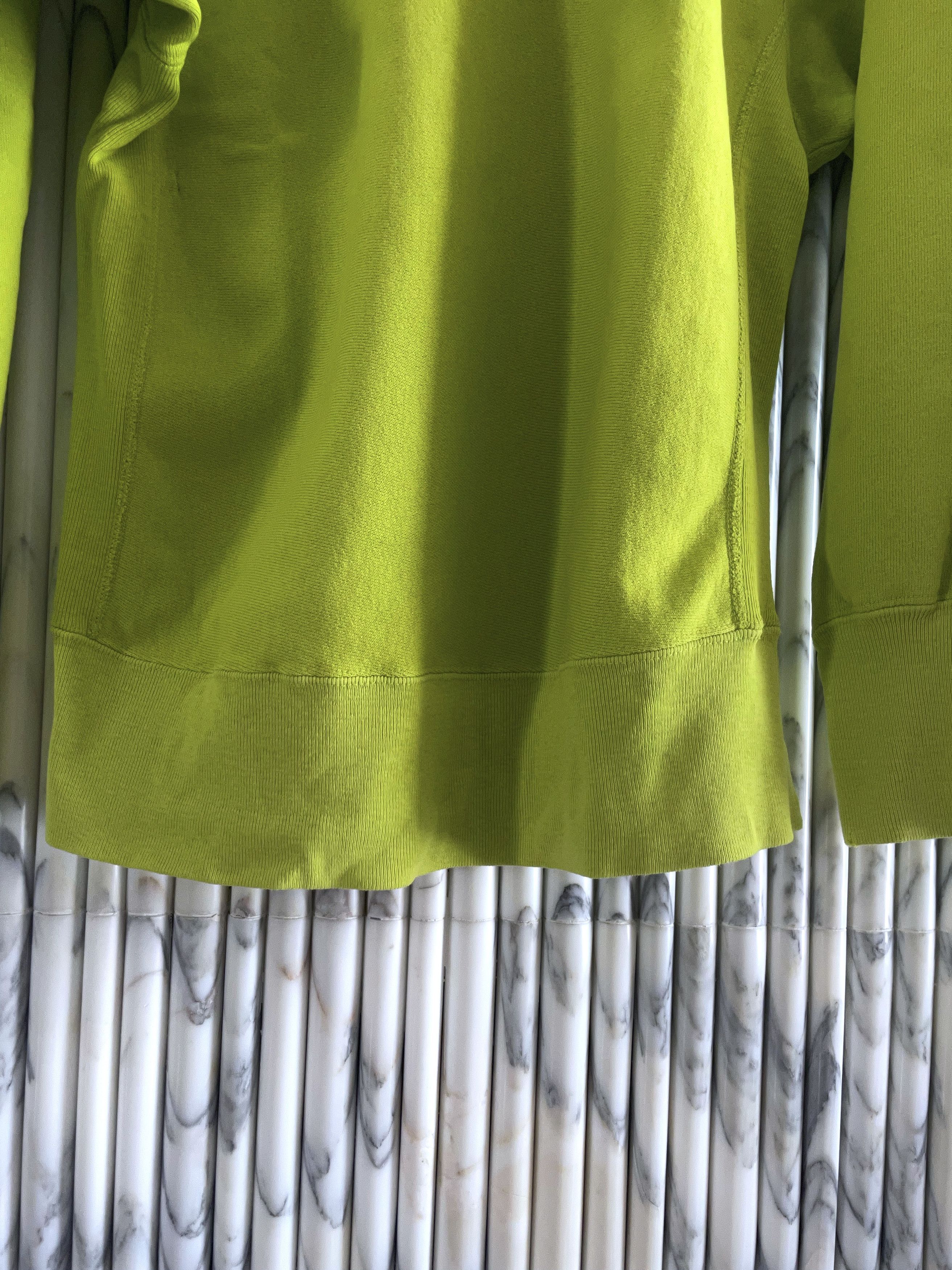 Champion VINTAGE REVERSE WEAVE NEON LIME SWEATSHIRT Size US L / EU 52-54 / 3 - 7 Thumbnail