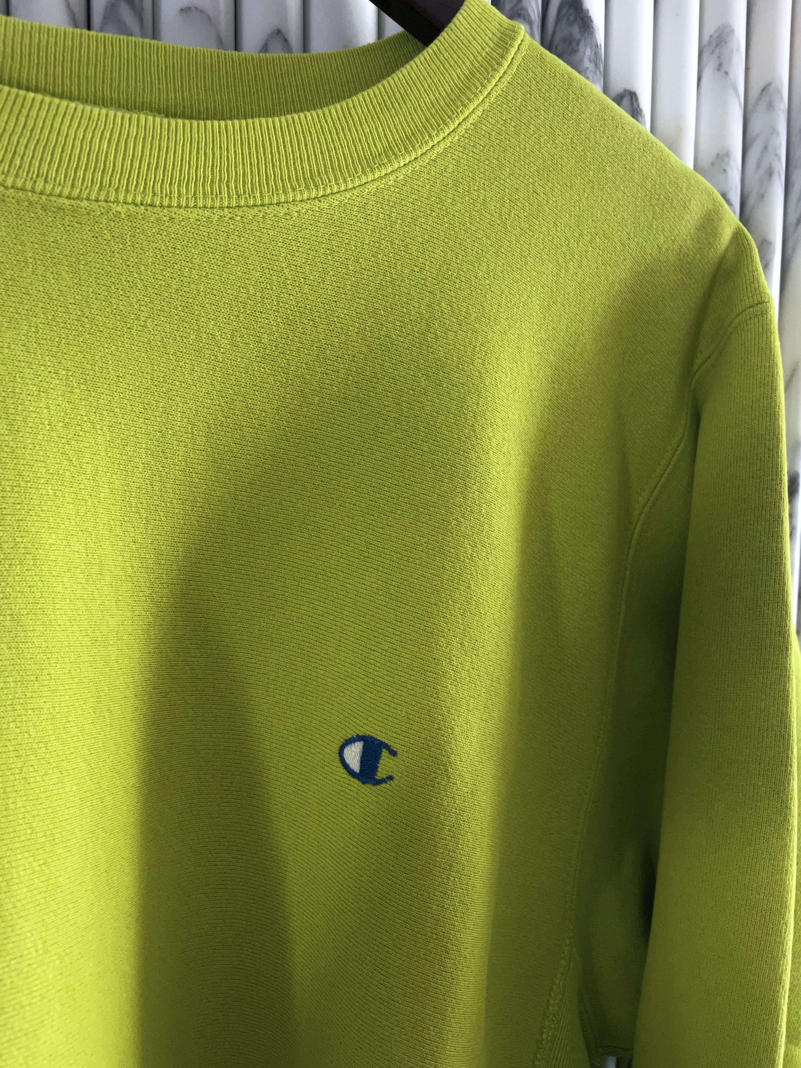 Champion VINTAGE REVERSE WEAVE NEON LIME SWEATSHIRT Size US L / EU 52-54 / 3 - 4 Thumbnail