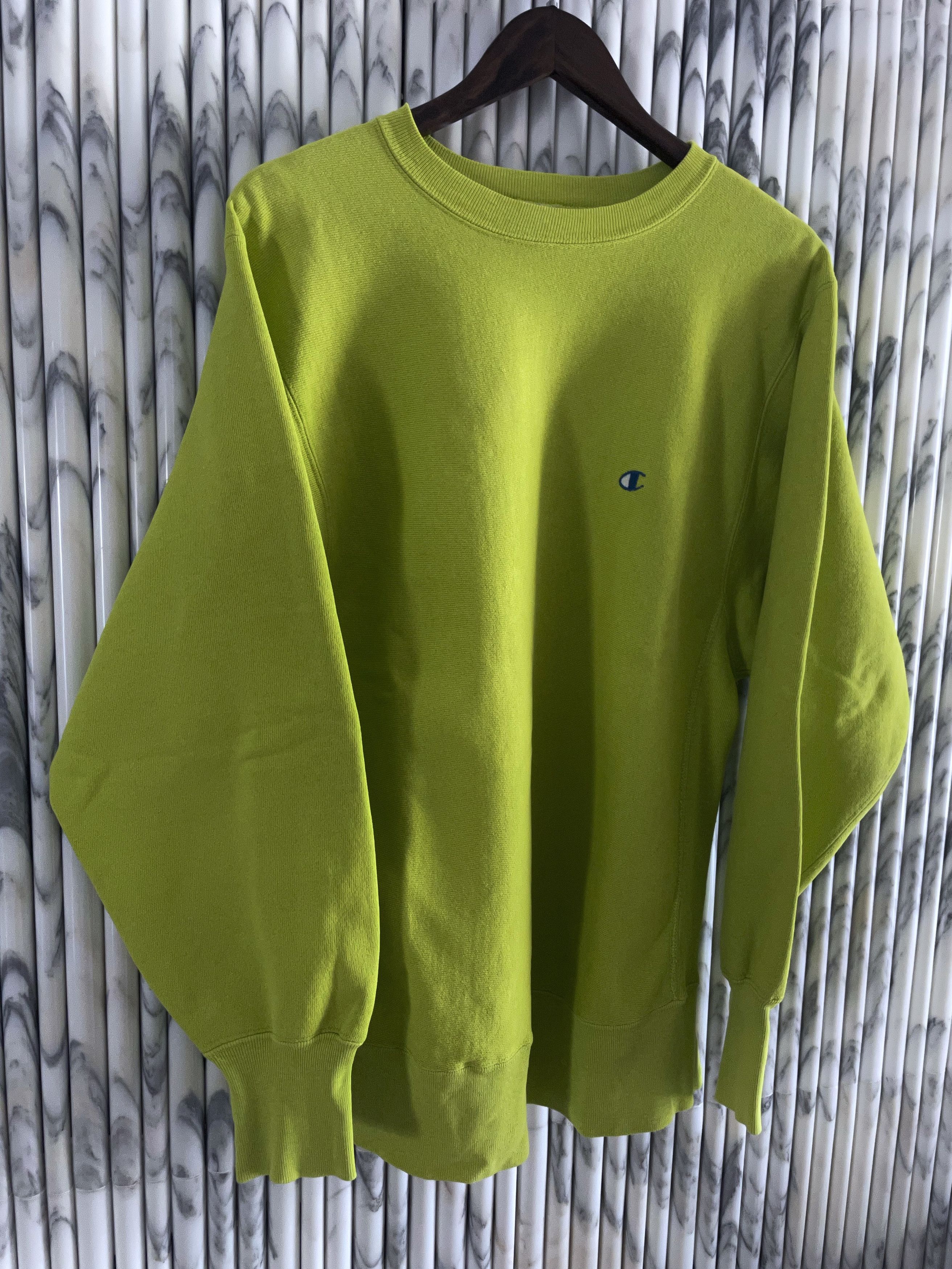 Champion VINTAGE REVERSE WEAVE NEON LIME SWEATSHIRT Size US L / EU 52-54 / 3 - 2 Thumbnail