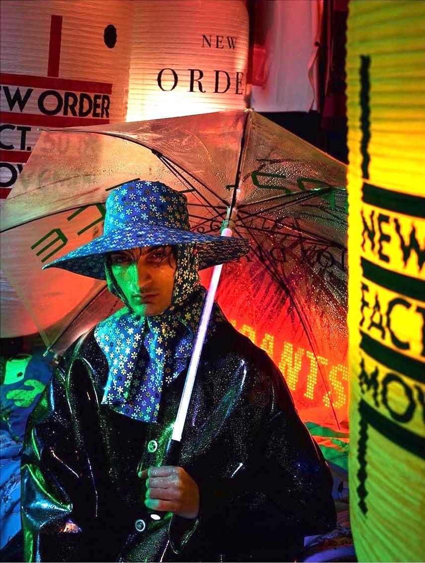image of Raf Simons Holygrail Blade Runner Replicant Patent Leather Couture Coat in Vinyl Black (Size Medium