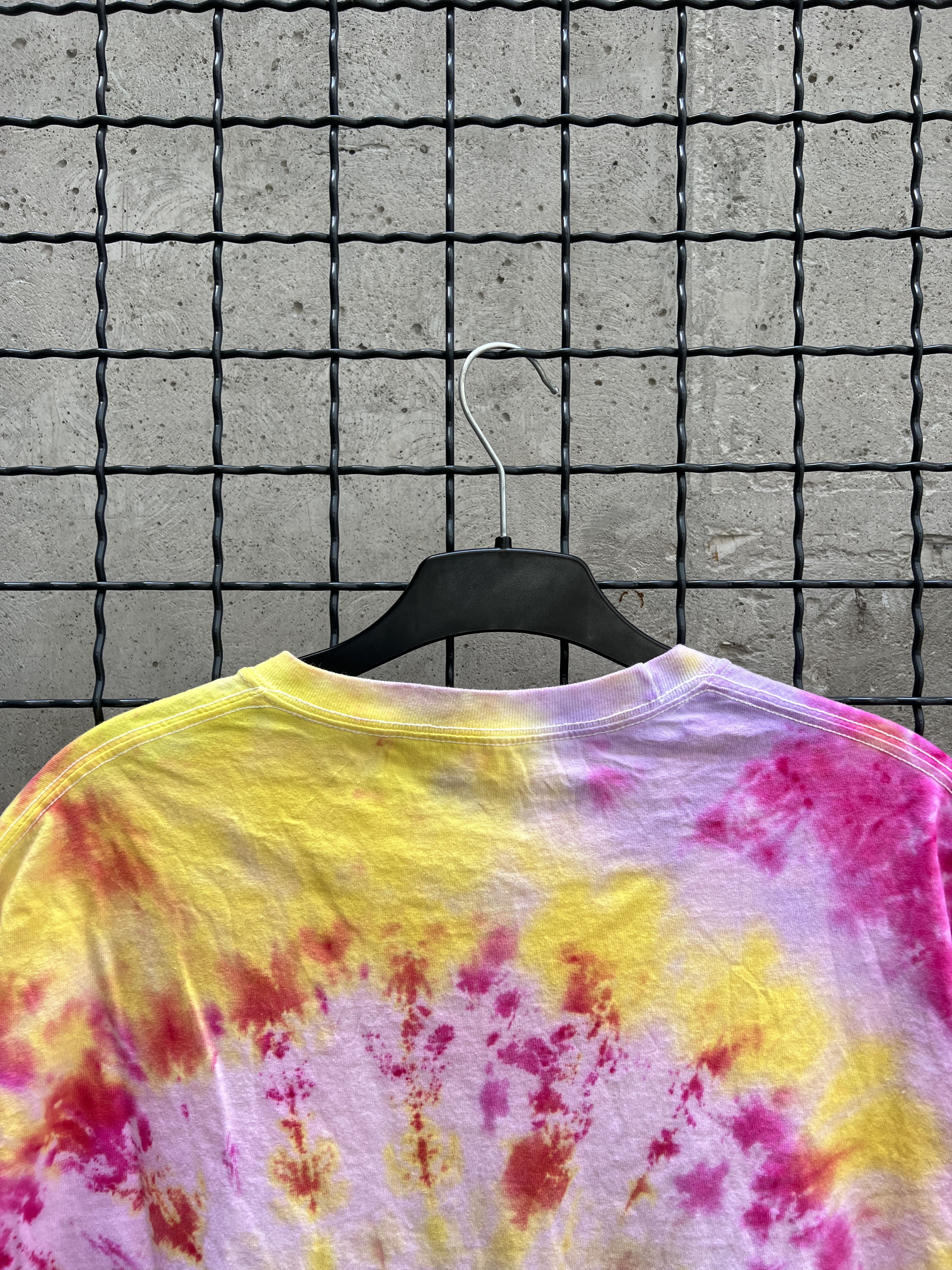 Hanes Vintage 2000s Hanes Tie Dye T-Shirt Size US XL / EU 56 / 4 - 9 Thumbnail